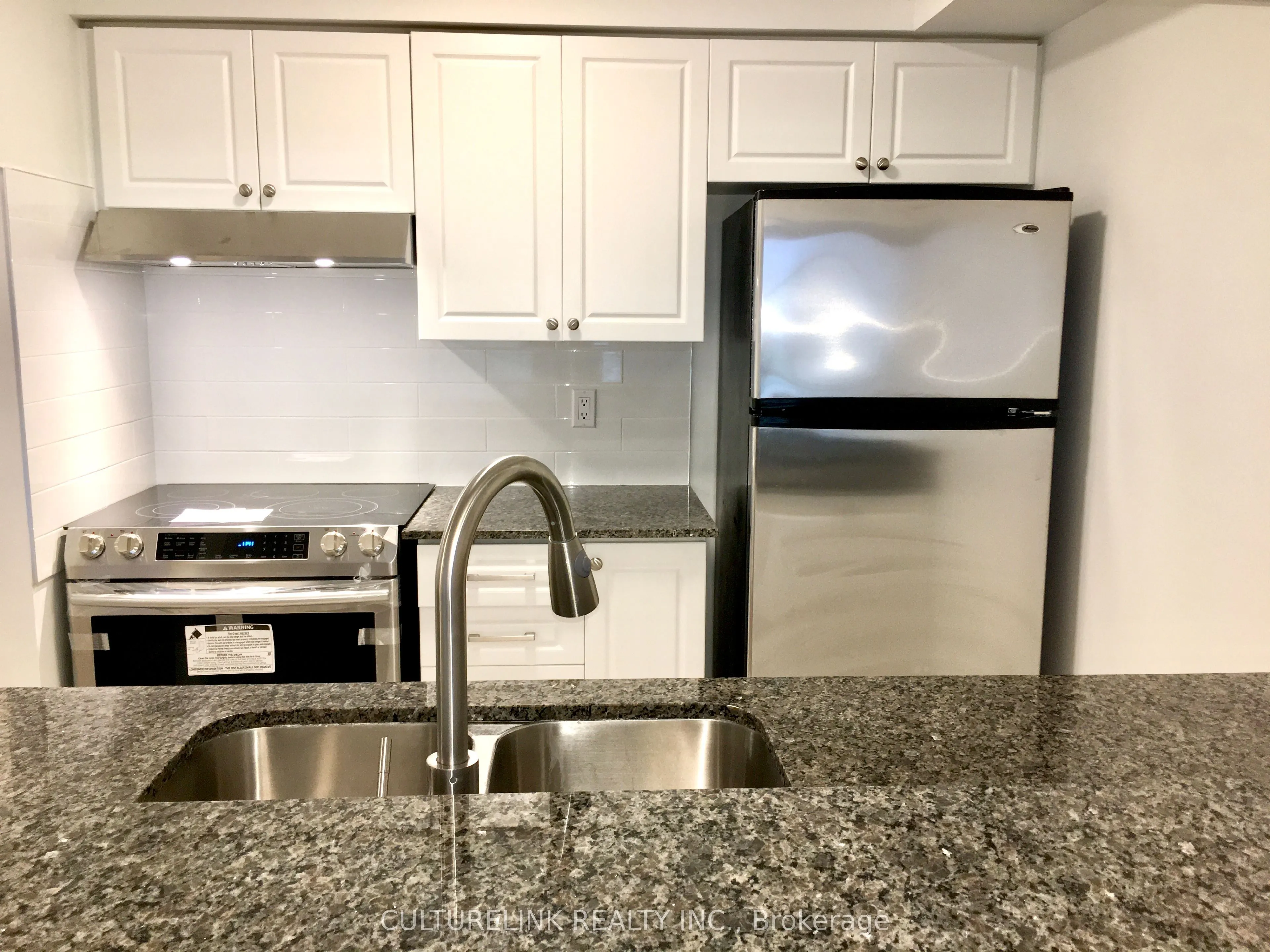 18 Sommerset Way, #1515
