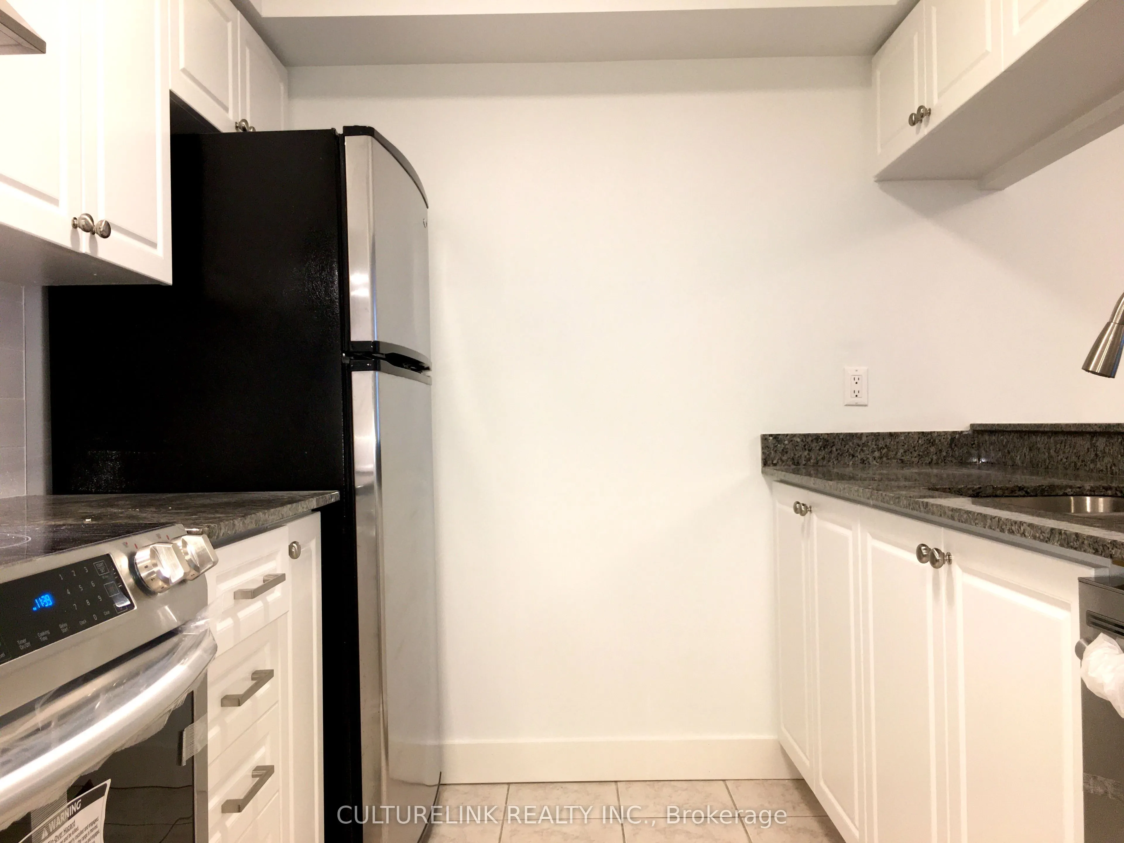 18 Sommerset Way, #1515