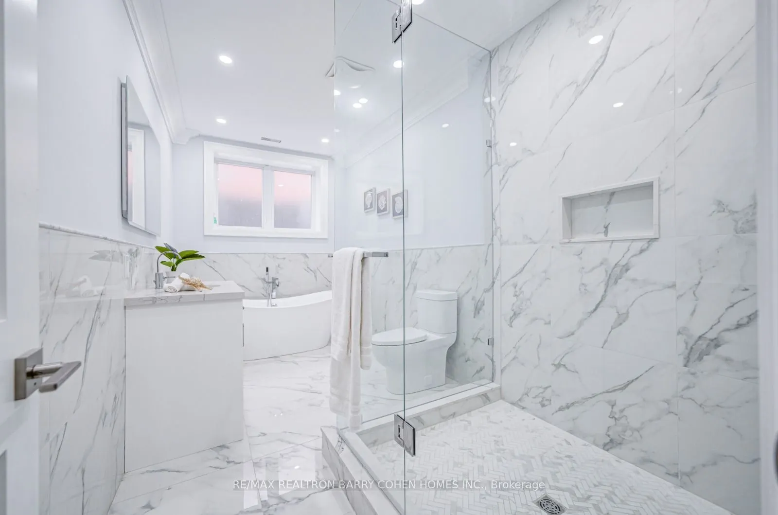 64 Empress Avenue
