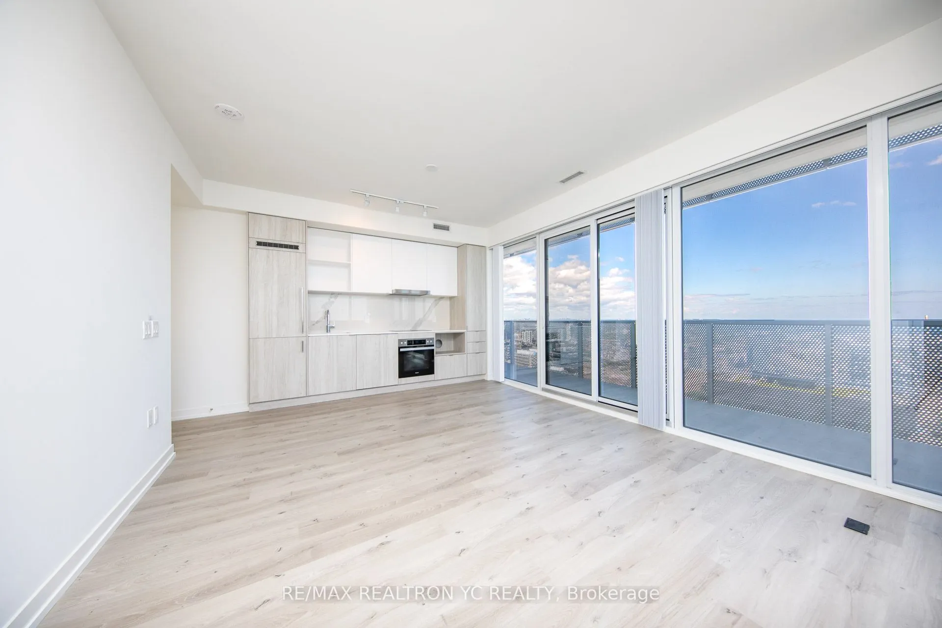 138 Downes Street, #6606