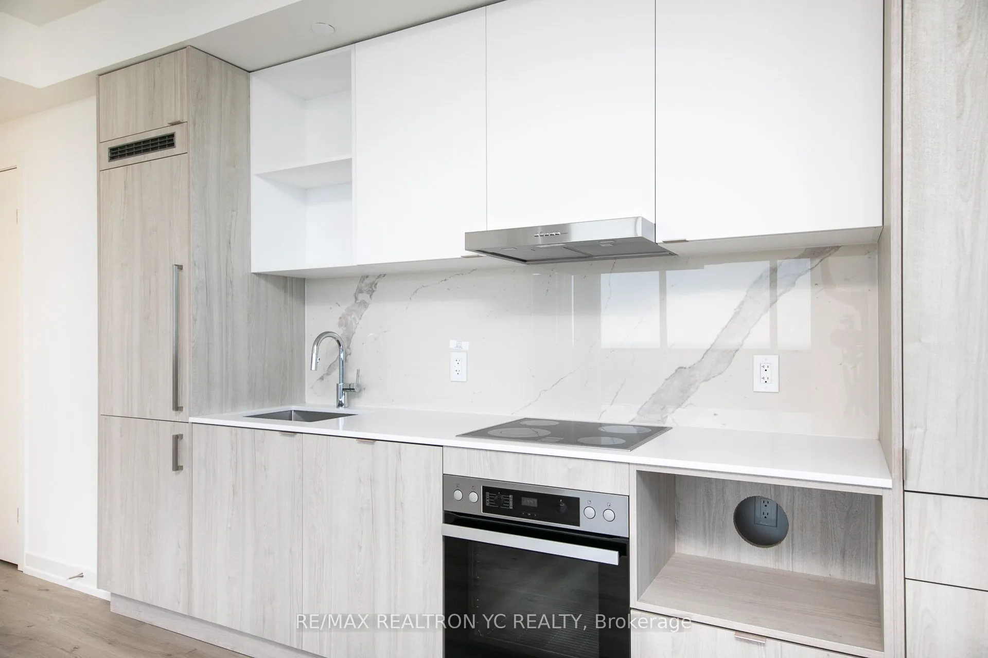 138 Downes Street, #6606
