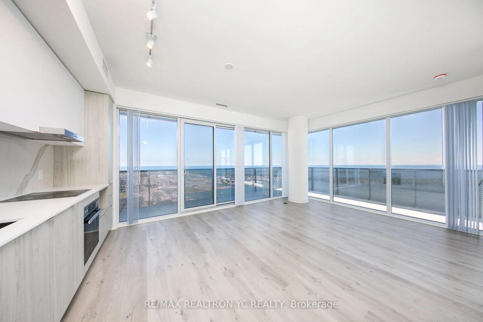 138 Downes Street, #6606