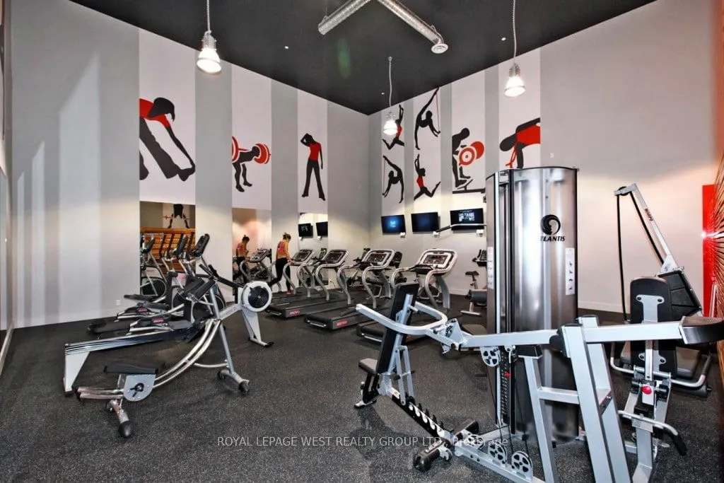 1030 King Street W, #1215