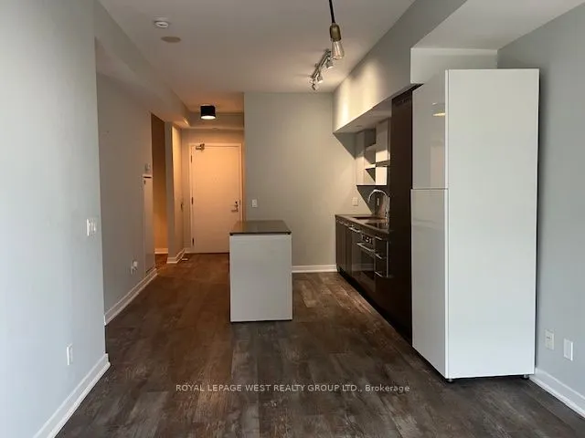 1030 King Street W, #1215