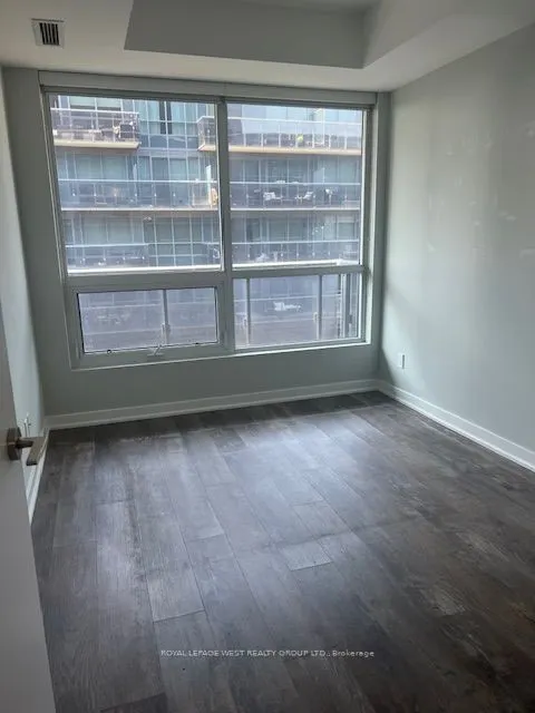 1030 King Street W, #1215