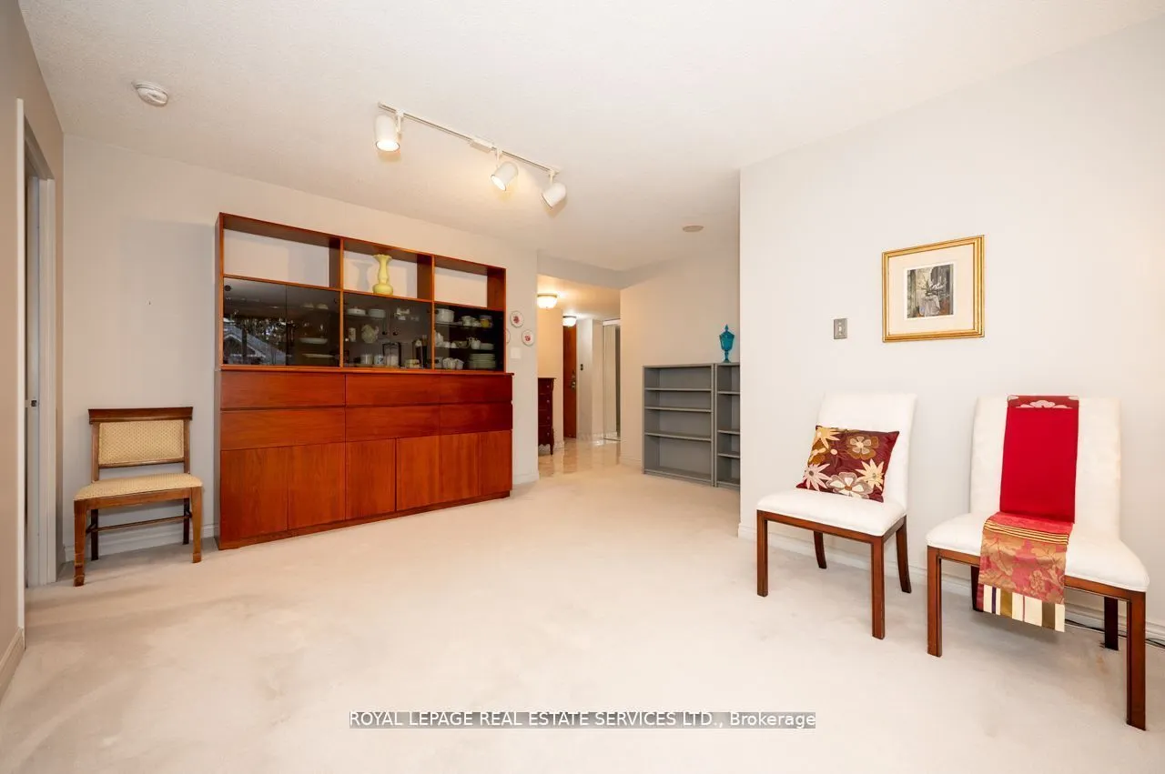 256 Doris Avenue, #308