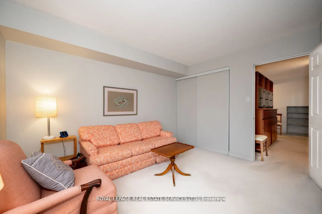 256 Doris Avenue, #308