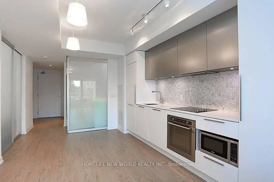85 Wood Street, #717
