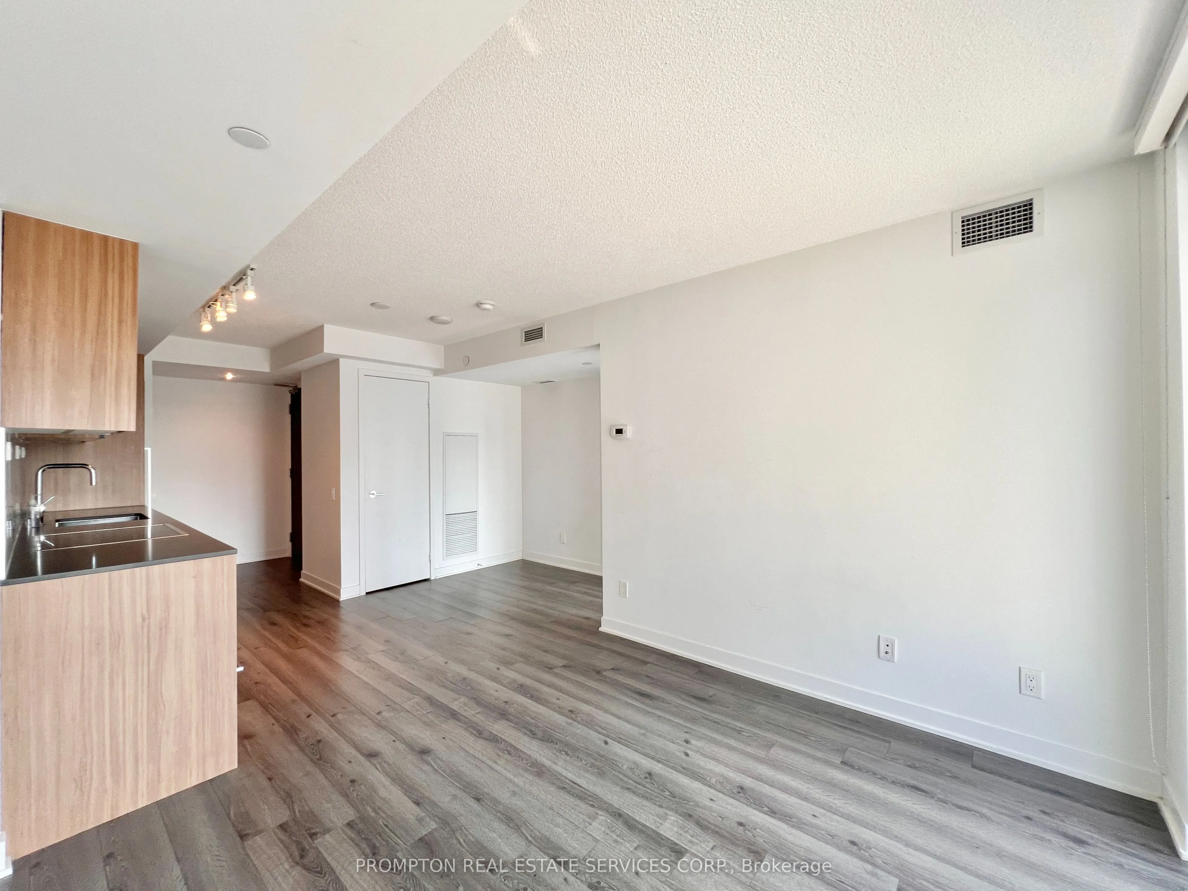 70 Queens Wharf Road, #1903