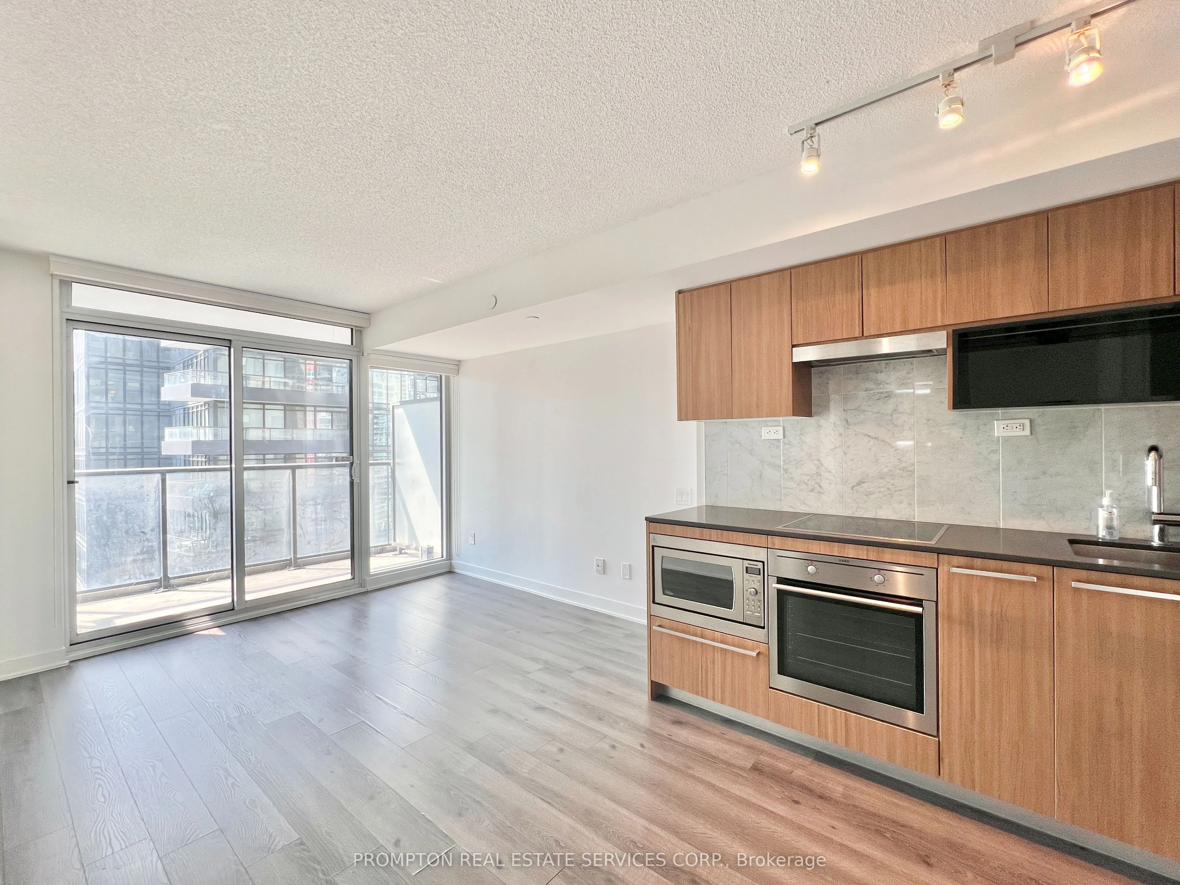 70 Queens Wharf Road, #1903