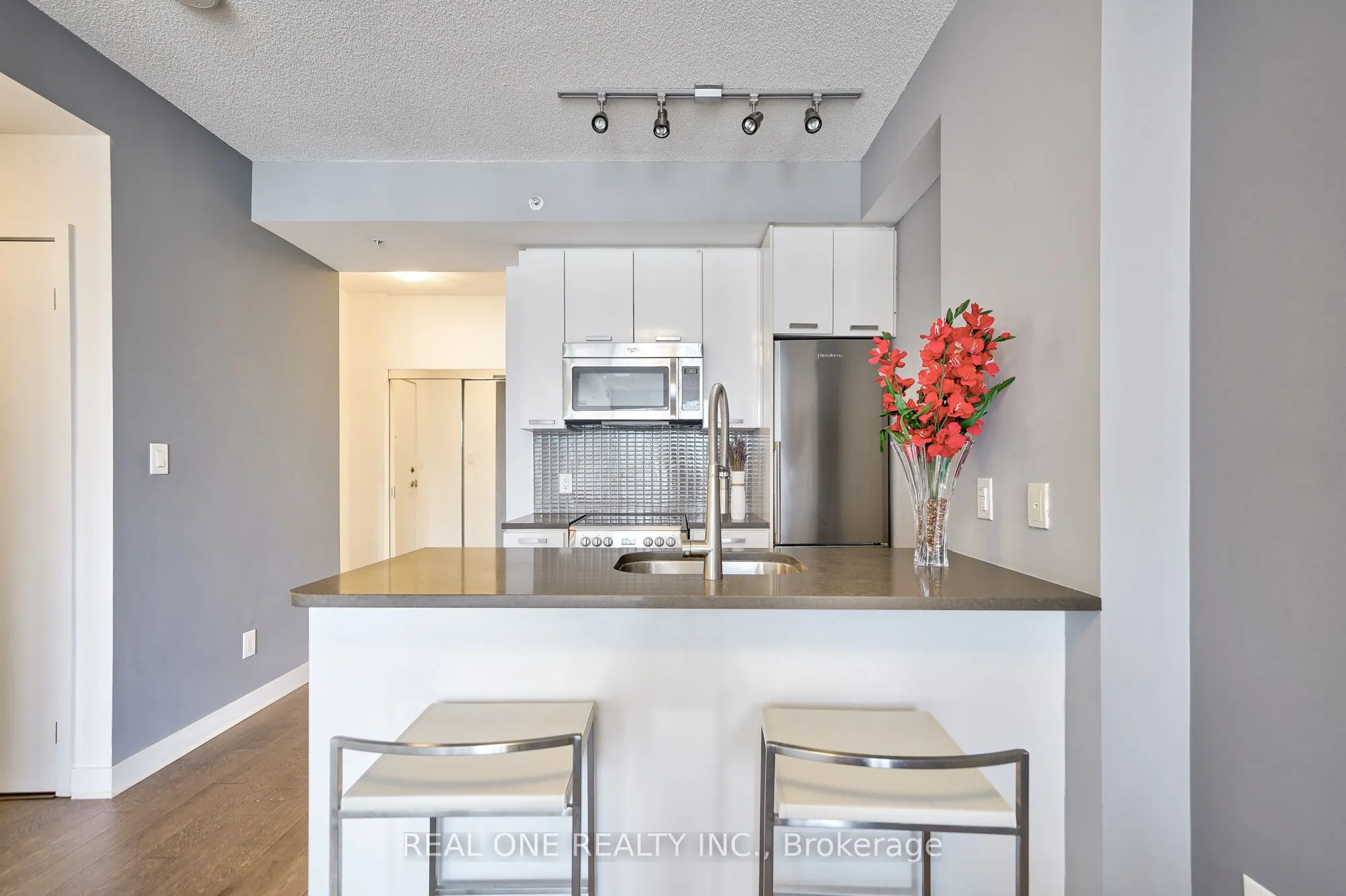 295 Adelaide Street W, #3106