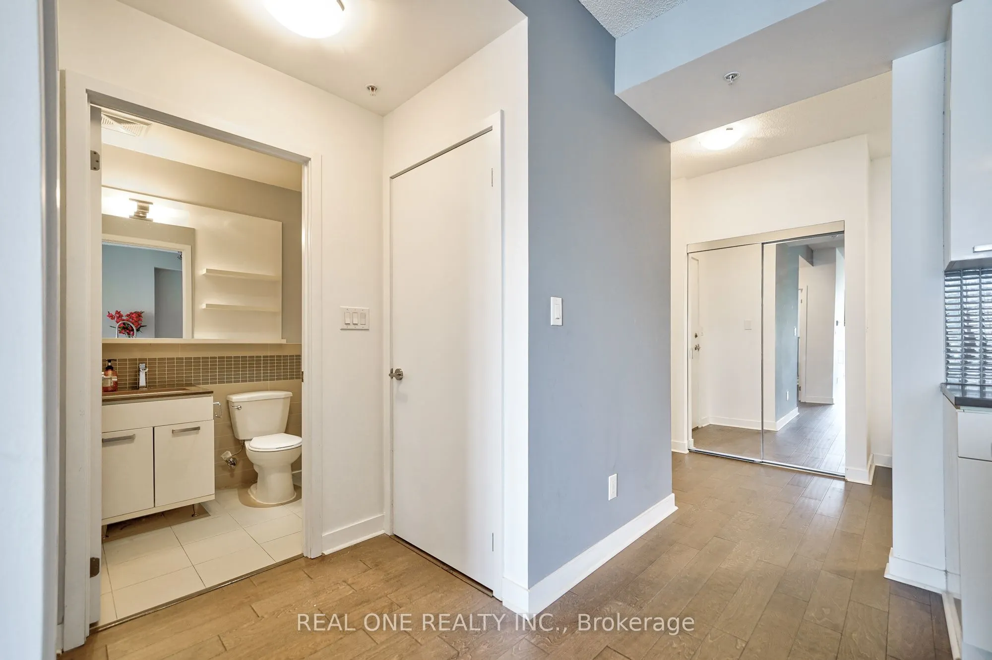 295 Adelaide Street W, #3106