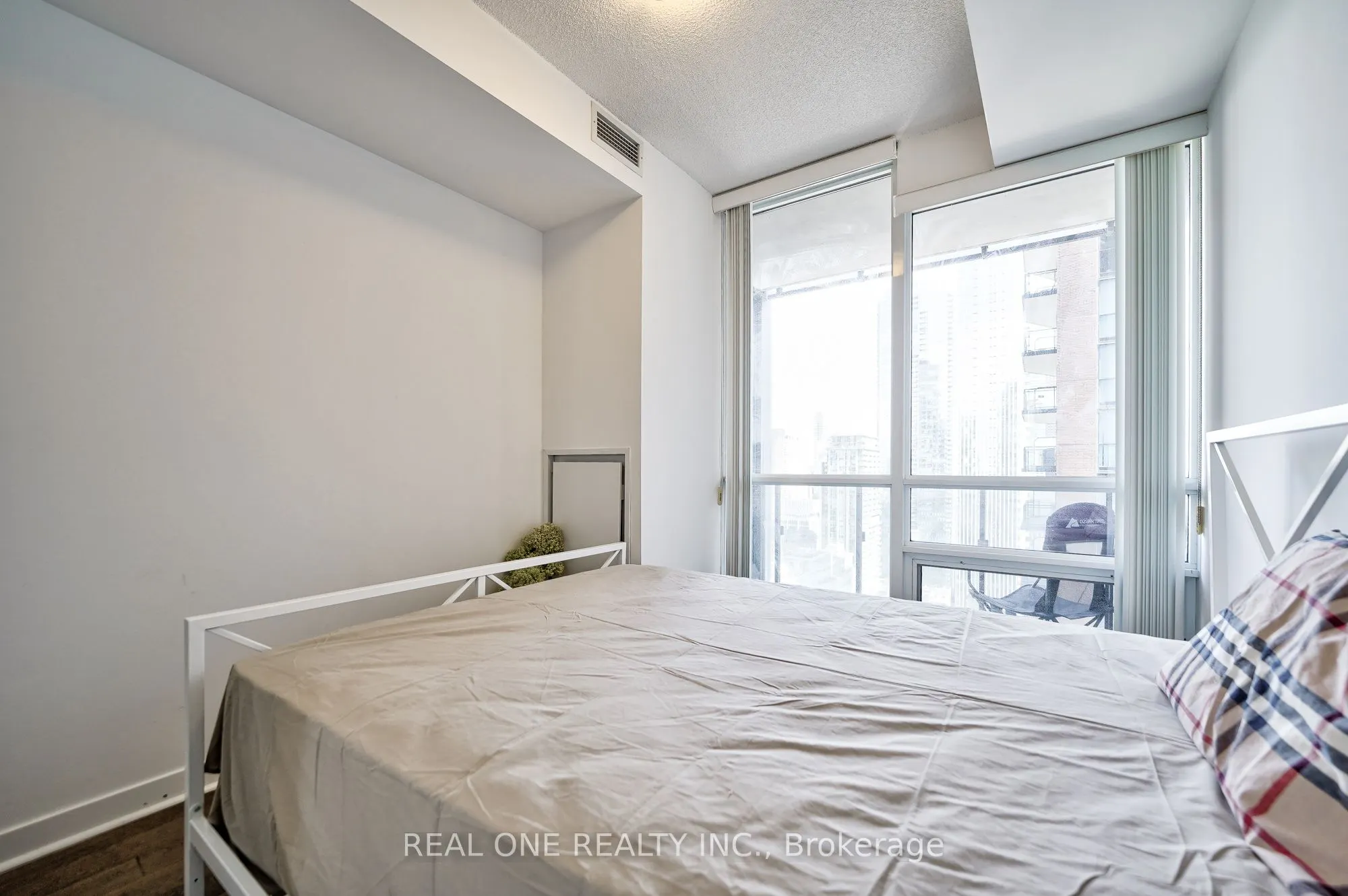 295 Adelaide Street W, #3106