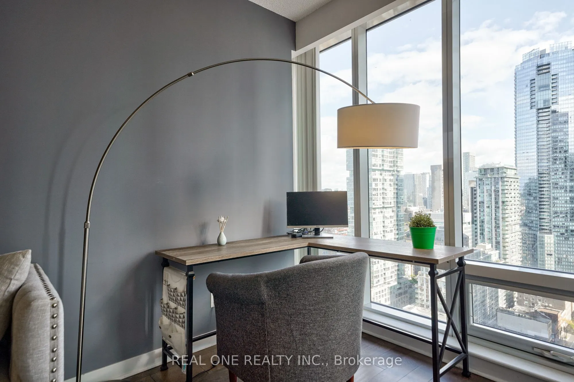 295 Adelaide Street W, #3106