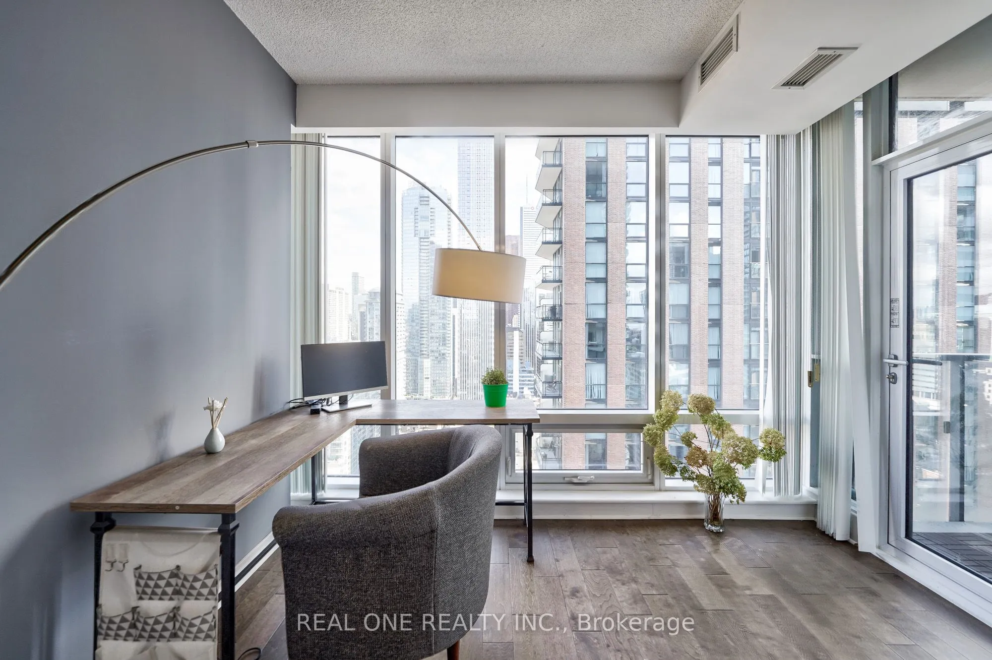 295 Adelaide Street W, #3106