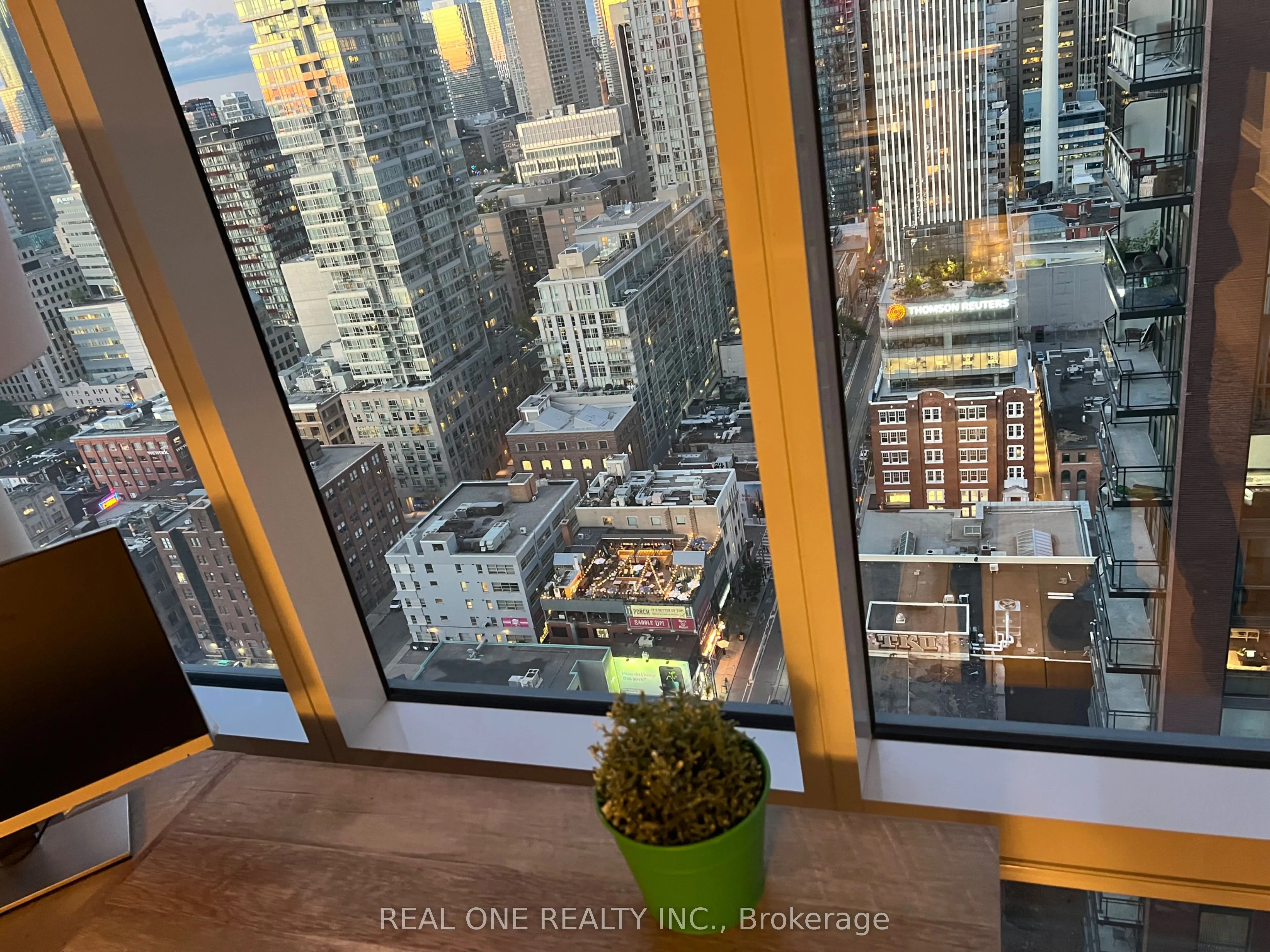 295 Adelaide Street W, #3106