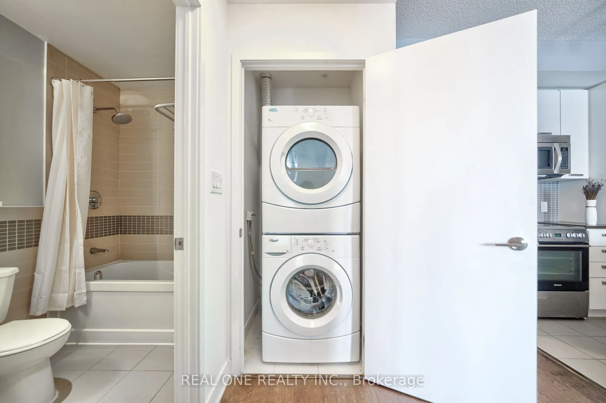295 Adelaide Street W, #3106