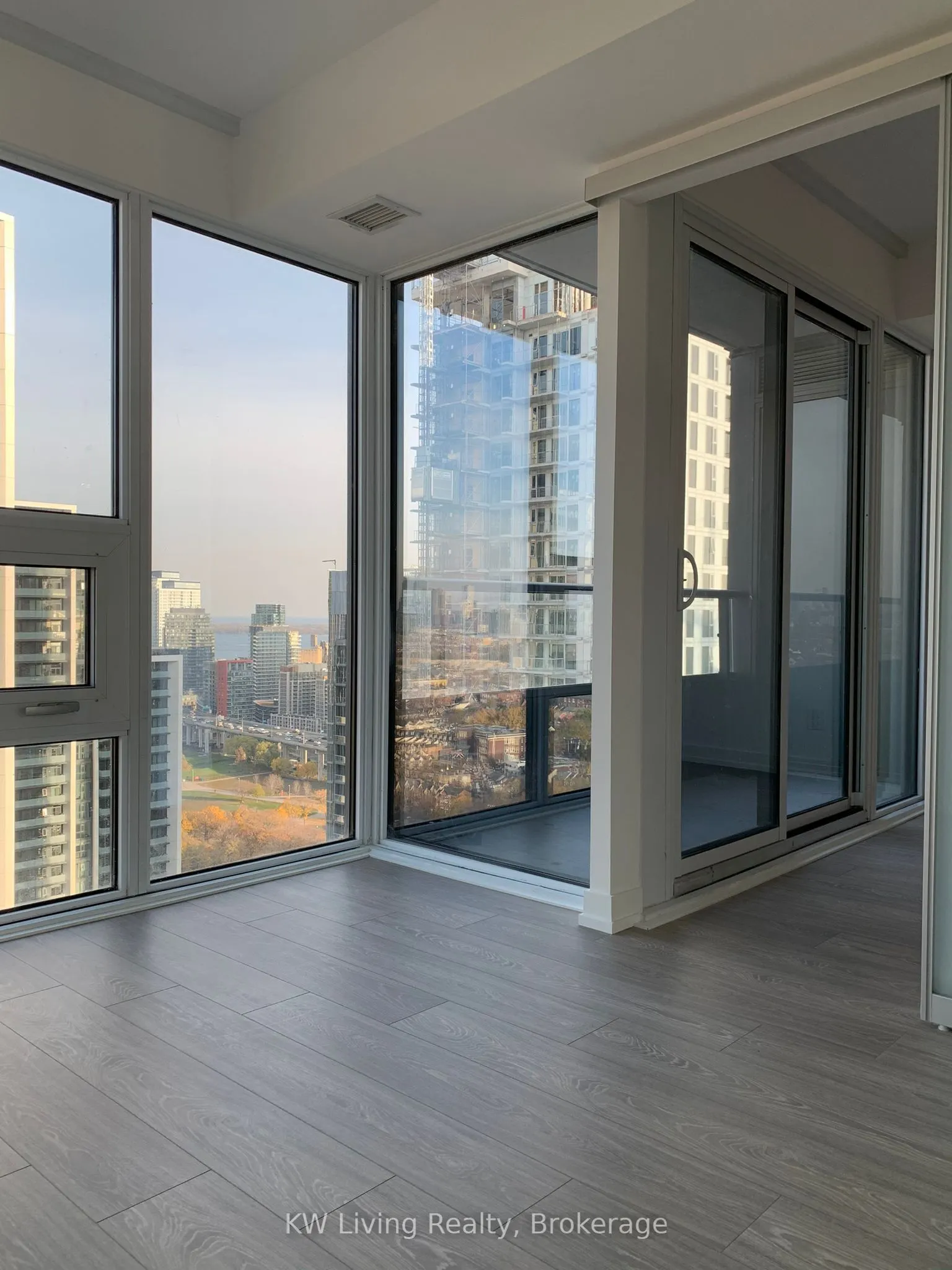 19 Western Battery Road, #3101