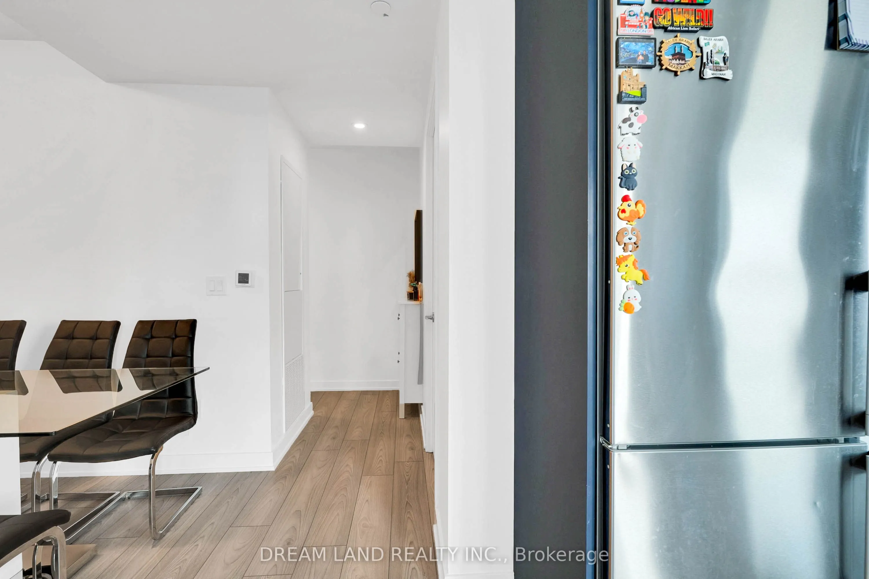 8 Tippett Road, #621