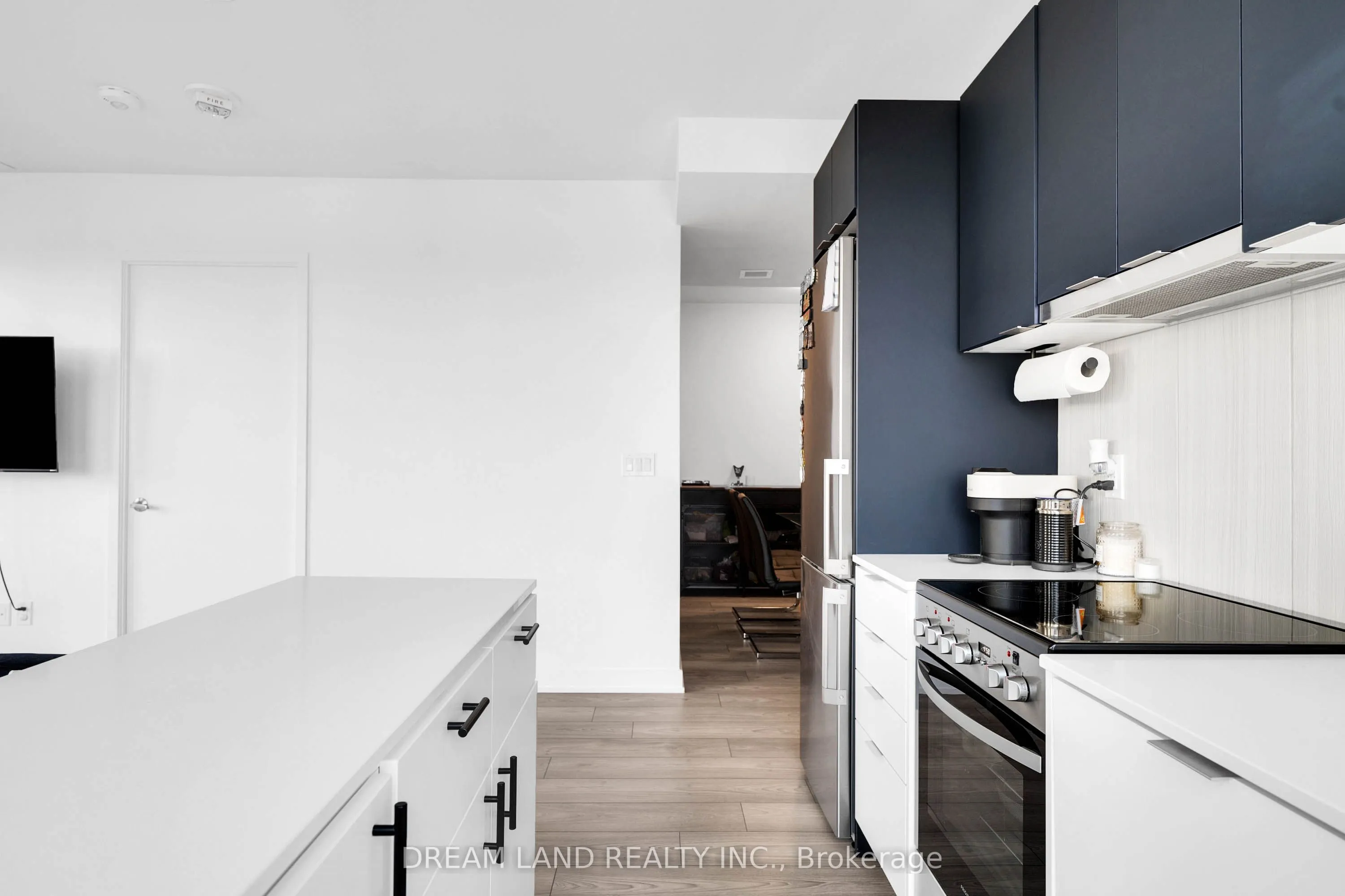 8 Tippett Road, #621