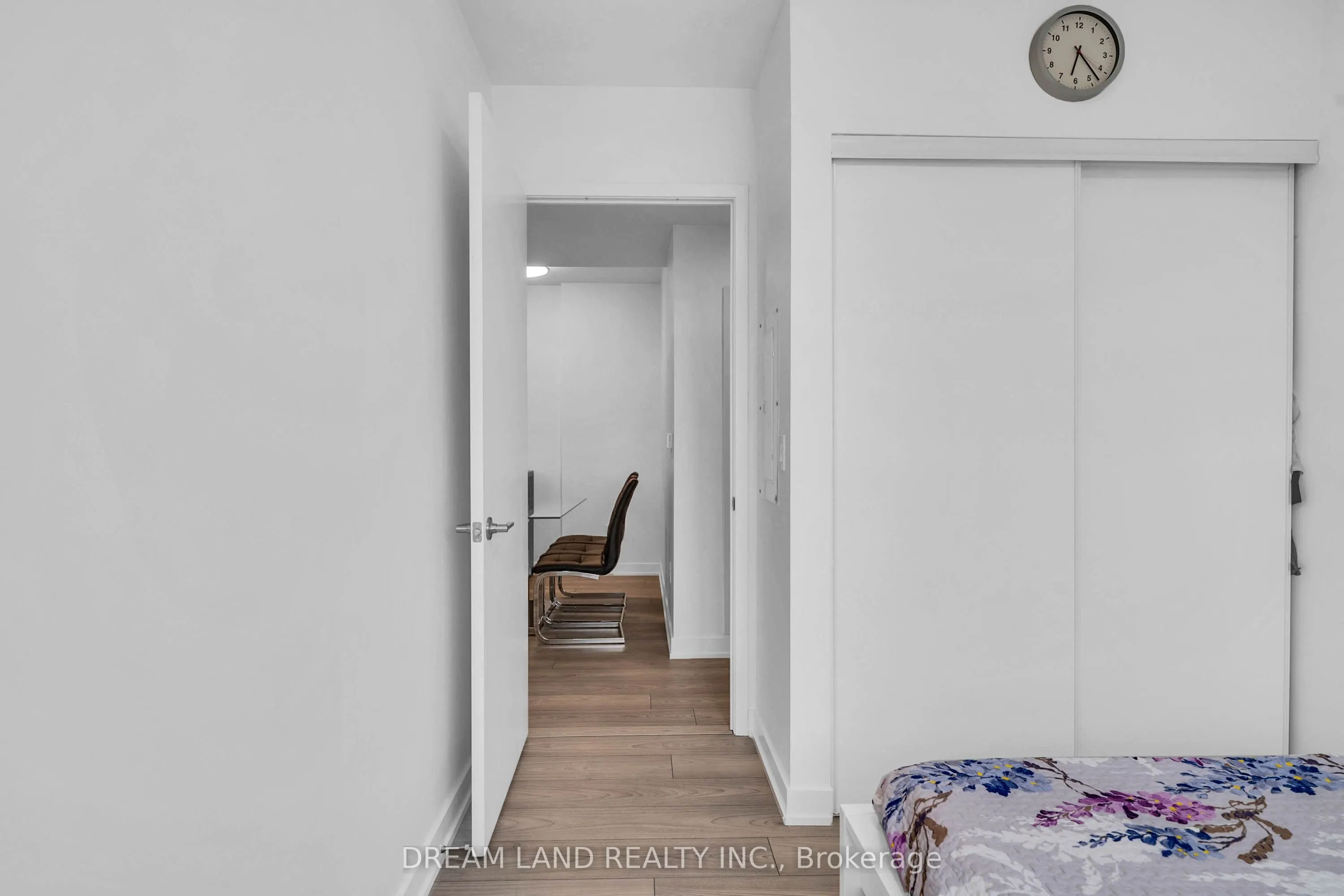 8 Tippett Road, #621