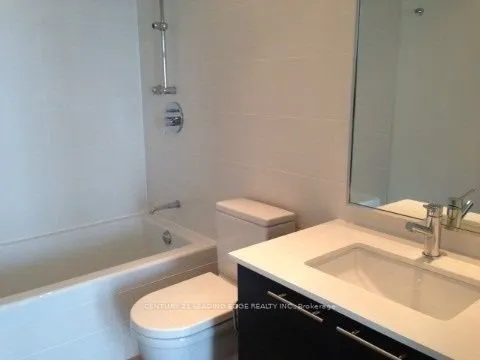 1 Market Street, #2108