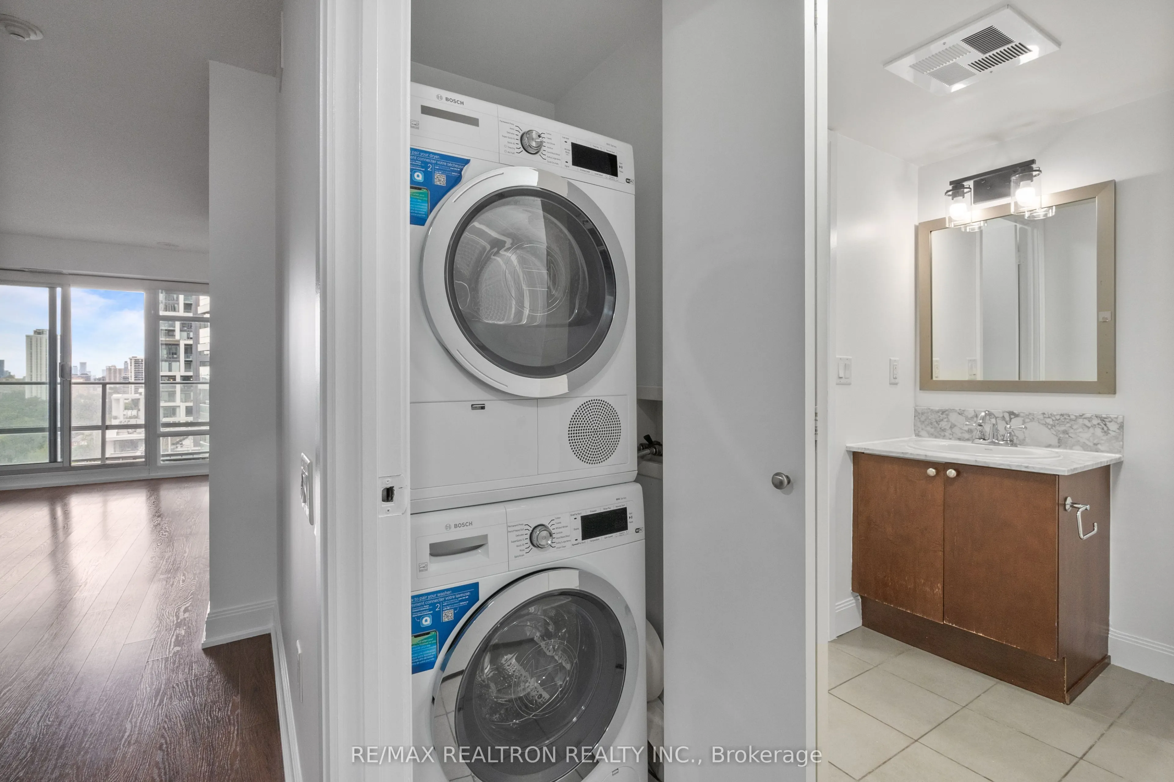 2191 Yonge Street, #1404