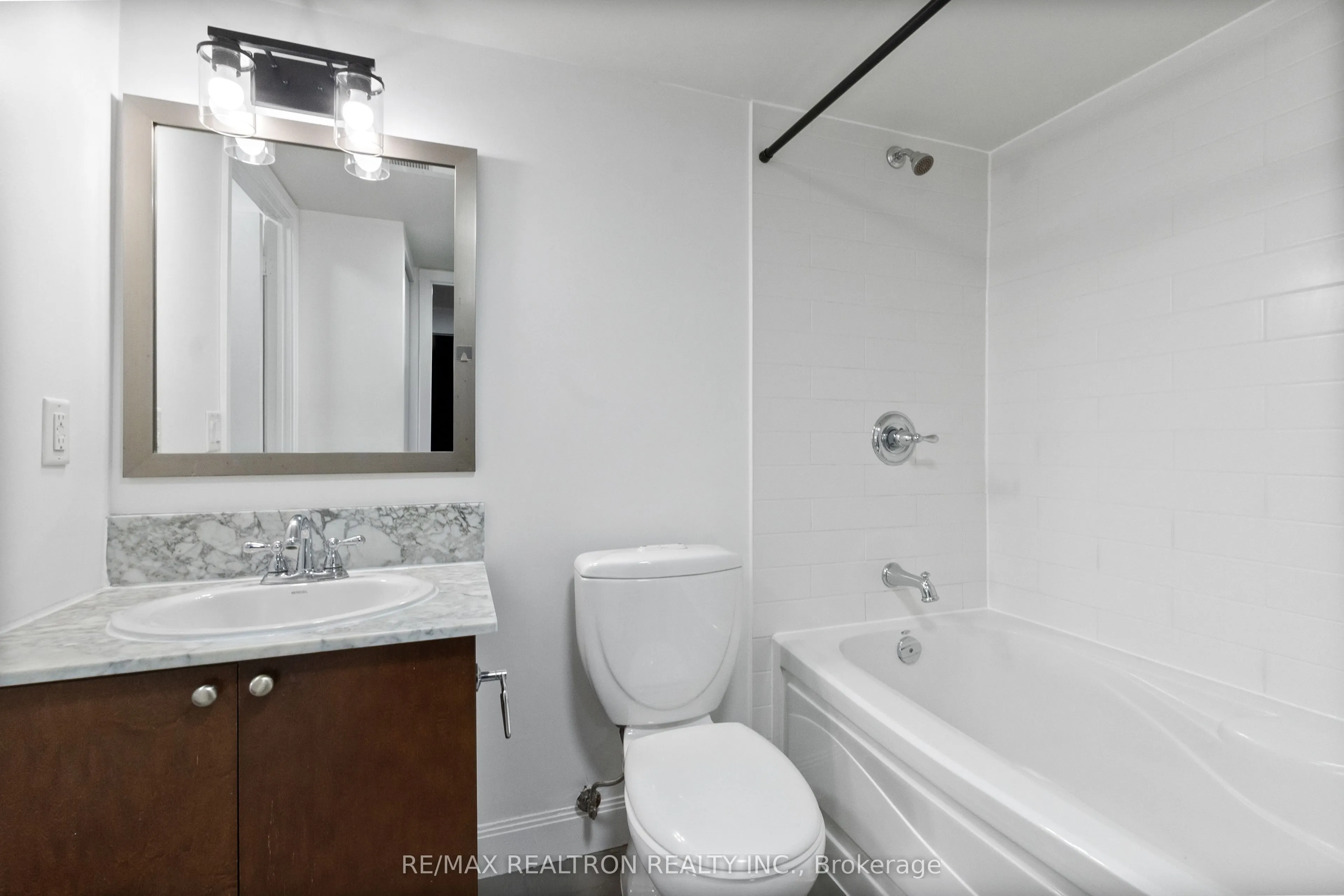 2191 Yonge Street, #1404