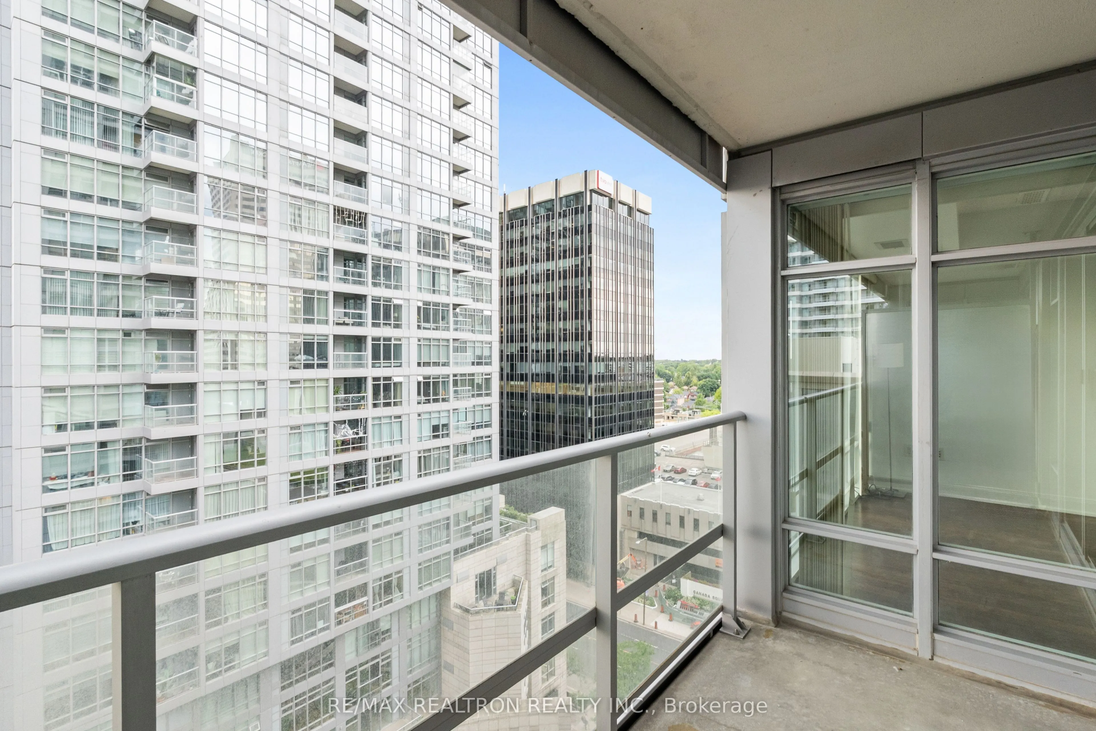 2191 Yonge Street, #1404