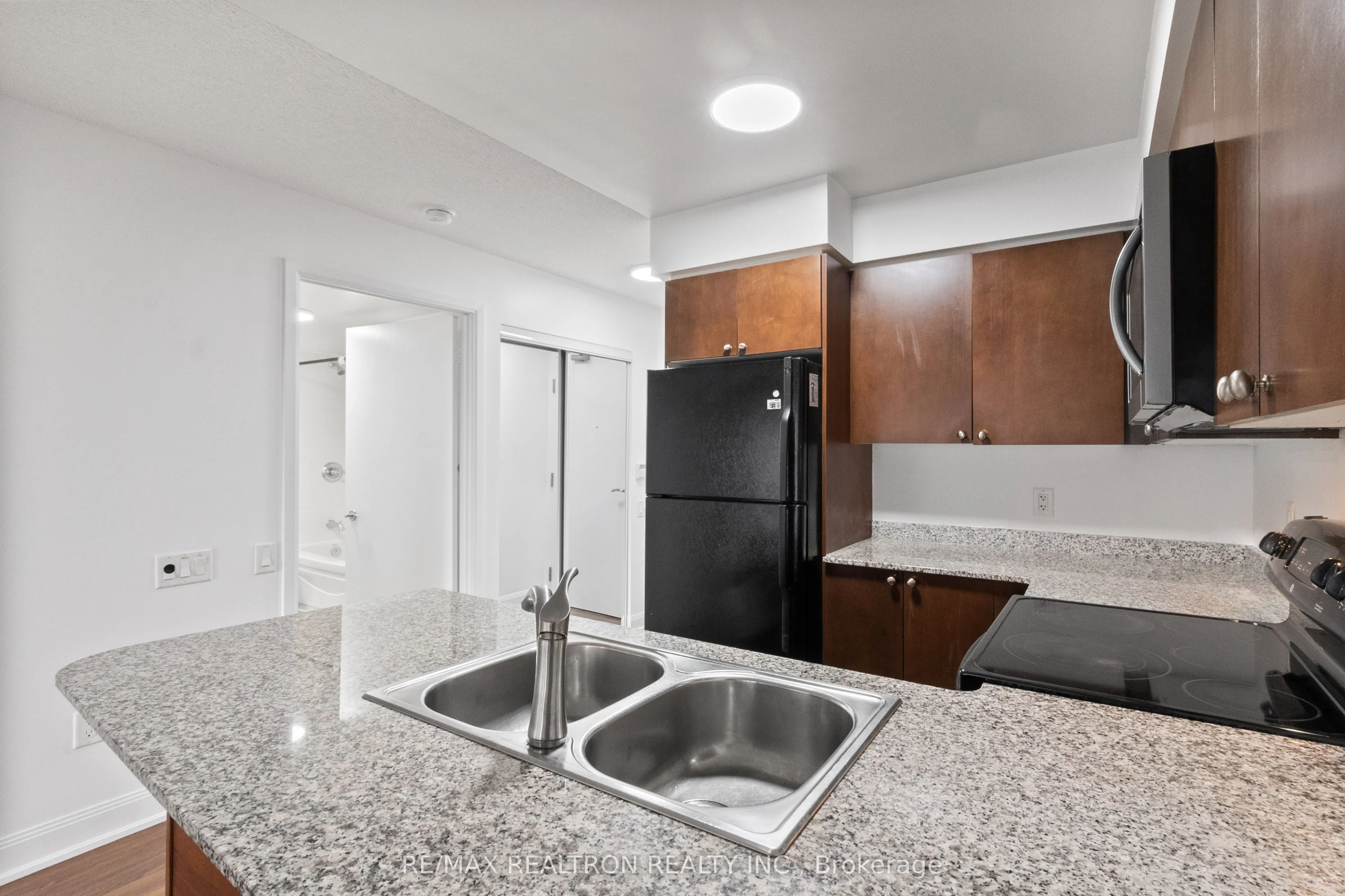 2191 Yonge Street, #1404