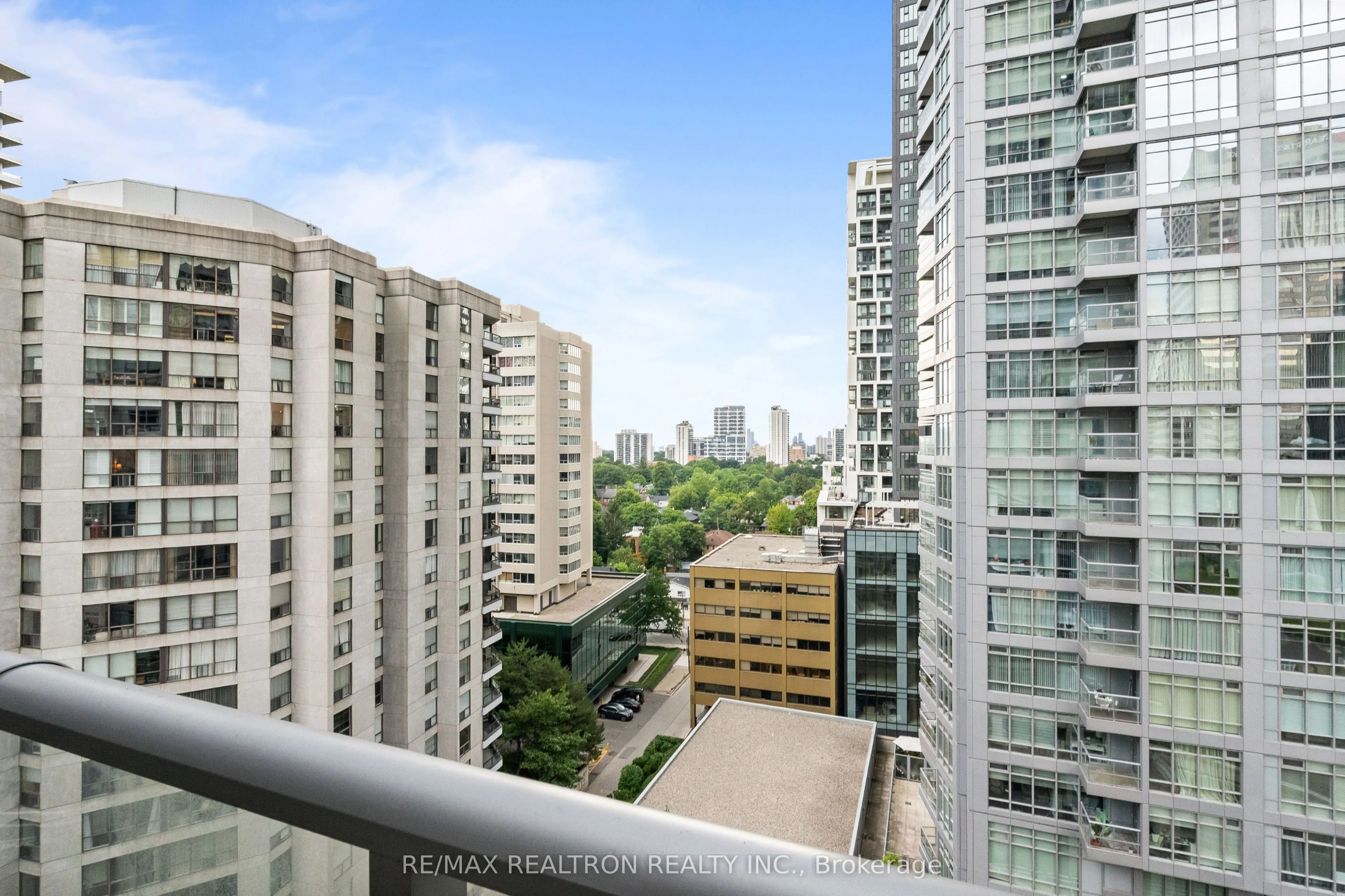 2191 Yonge Street, #1404
