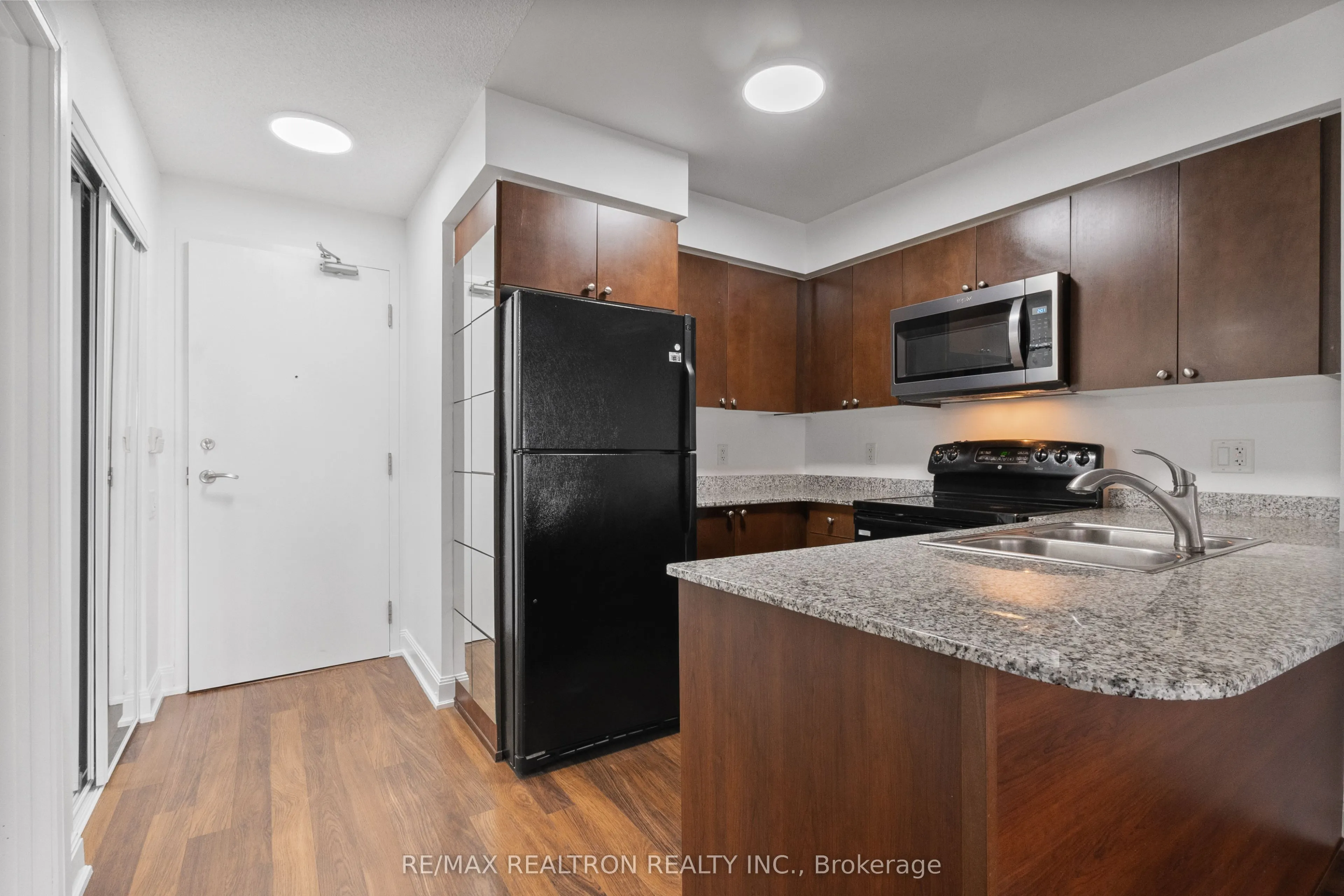 2191 Yonge Street, #1404