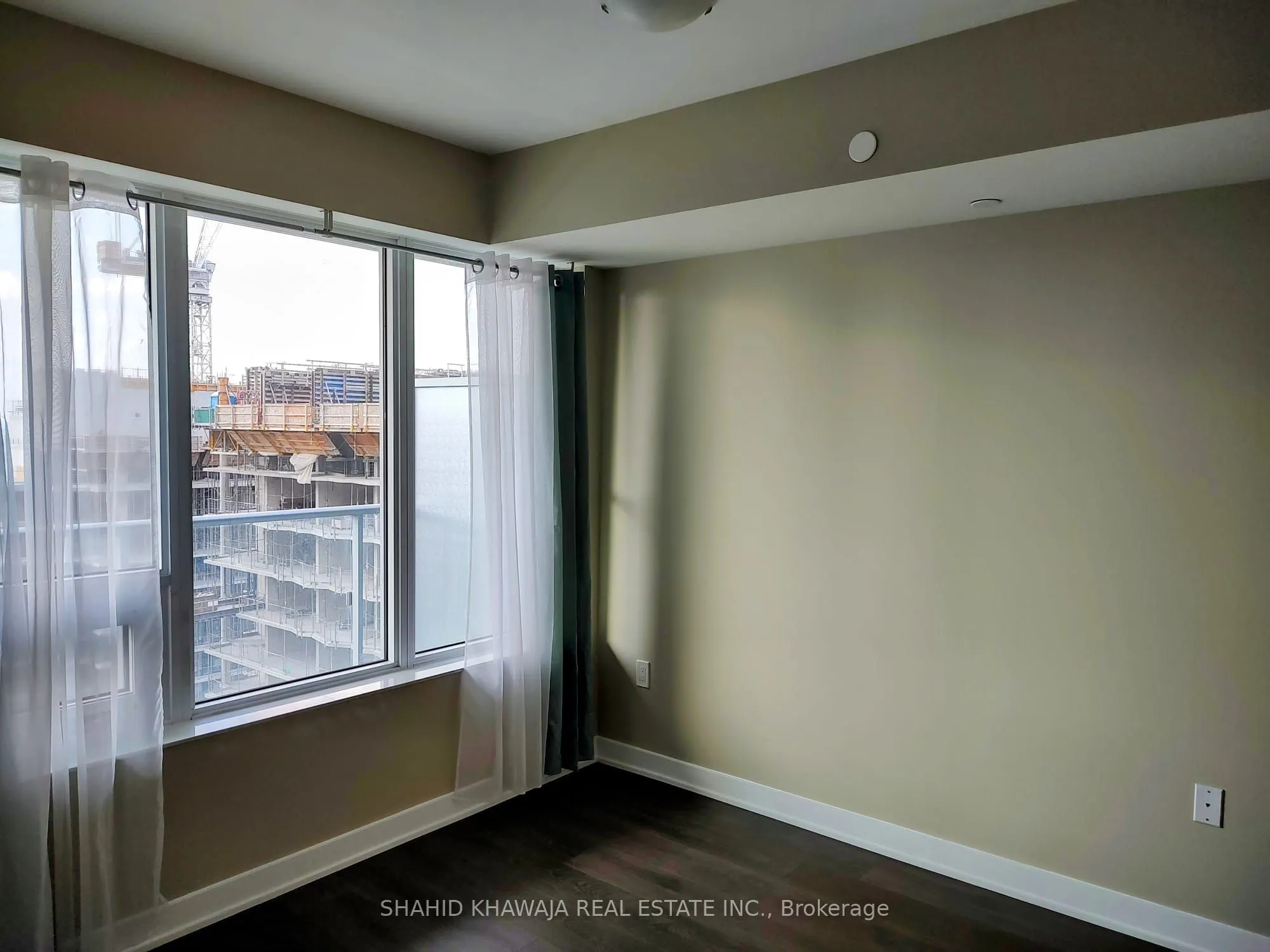 99 Broadway Avenue, #3011