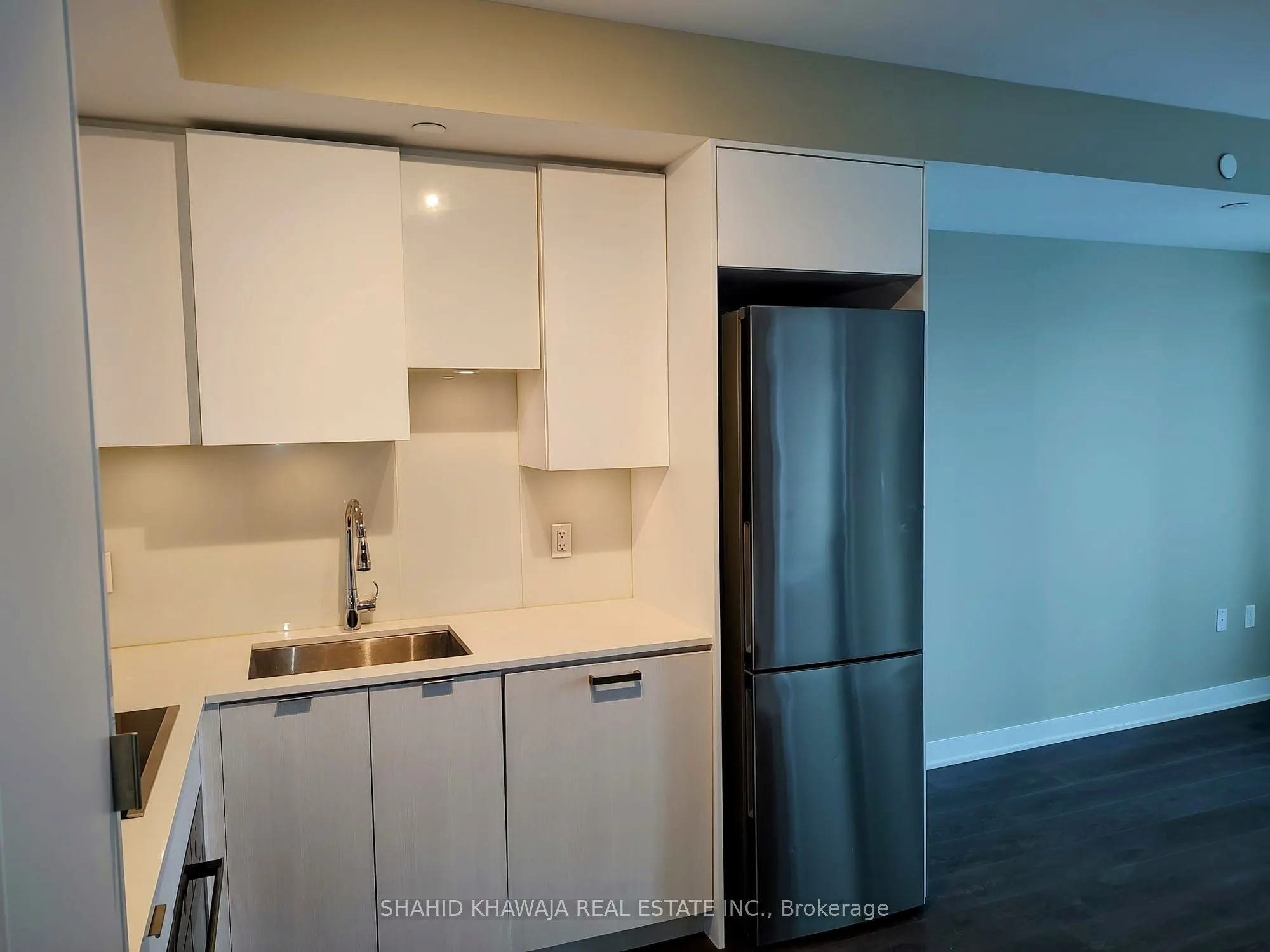 99 Broadway Avenue, #3011