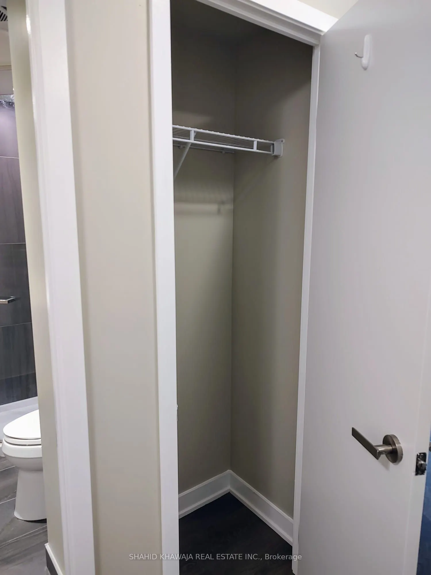 99 Broadway Avenue, #3011
