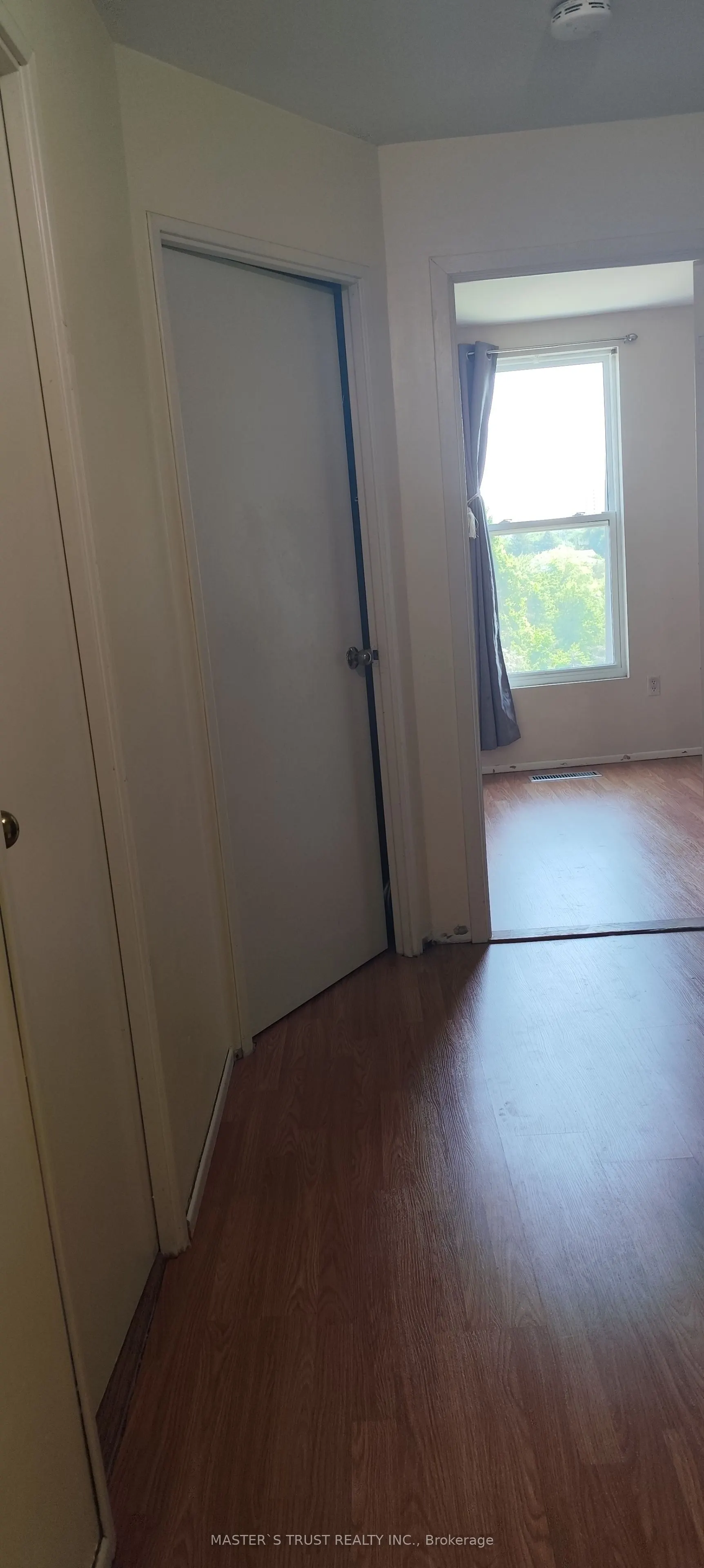 165 Cherokee Boulevard, #209