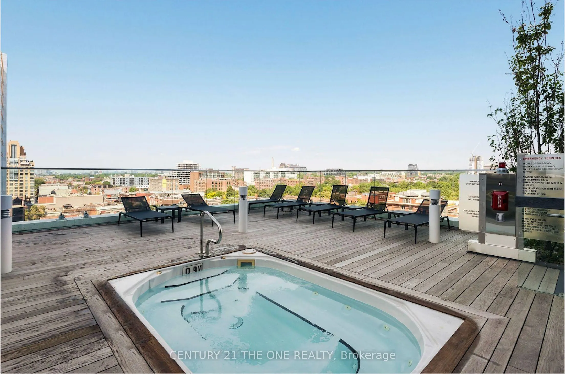 318 Richmond Street W, #710