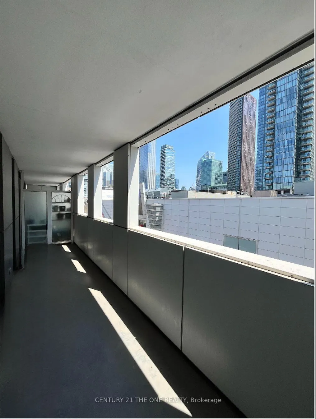 318 Richmond Street W, #710