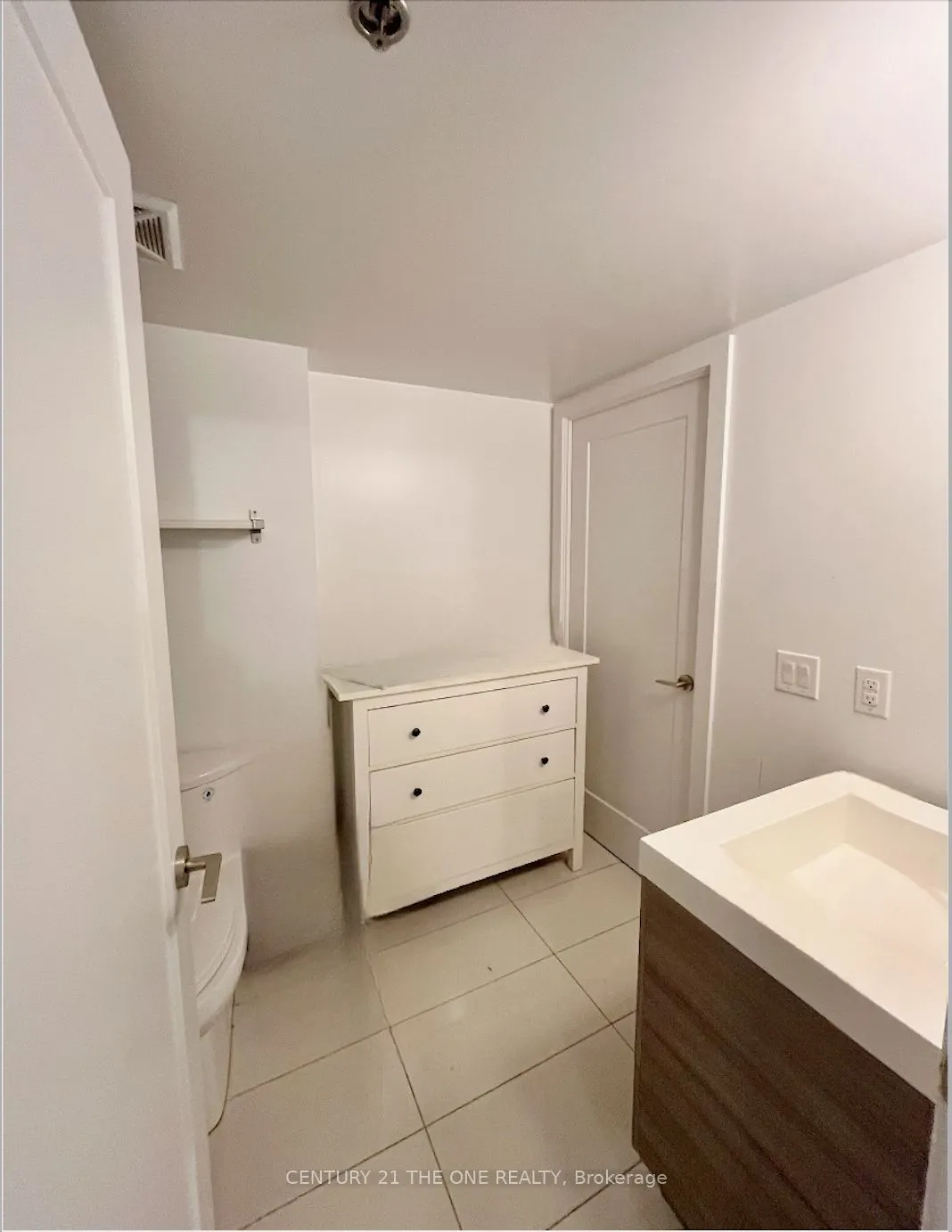 318 Richmond Street W, #710