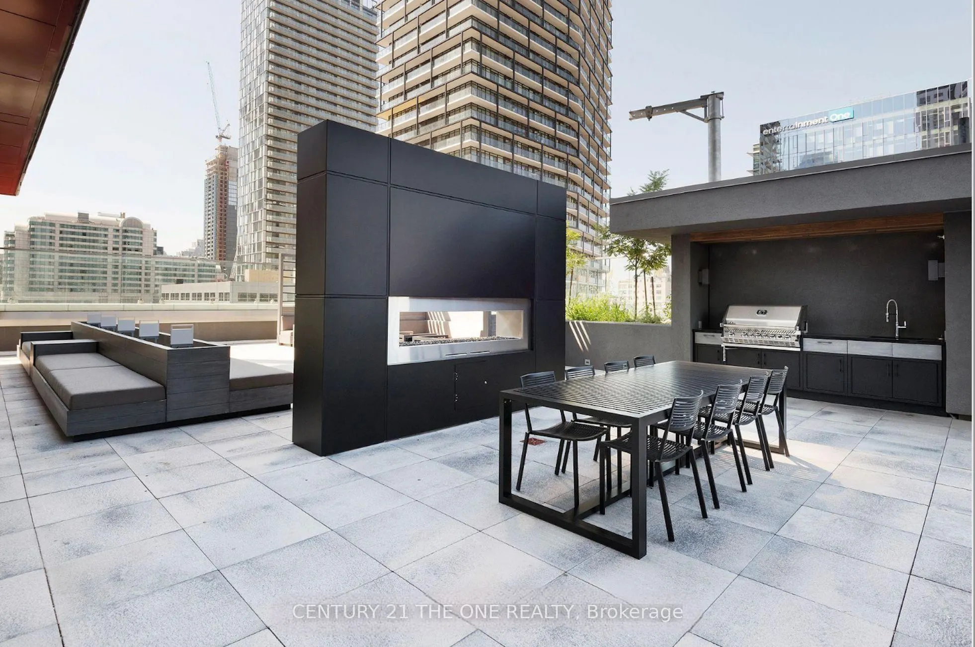 318 Richmond Street W, #710