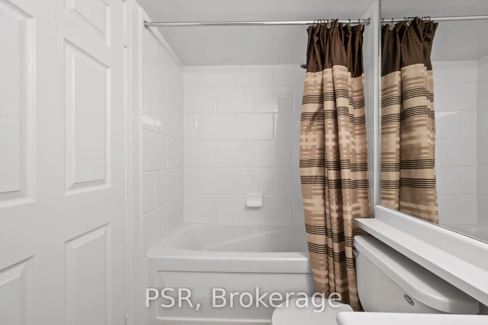515 Rosewell Avenue, #711