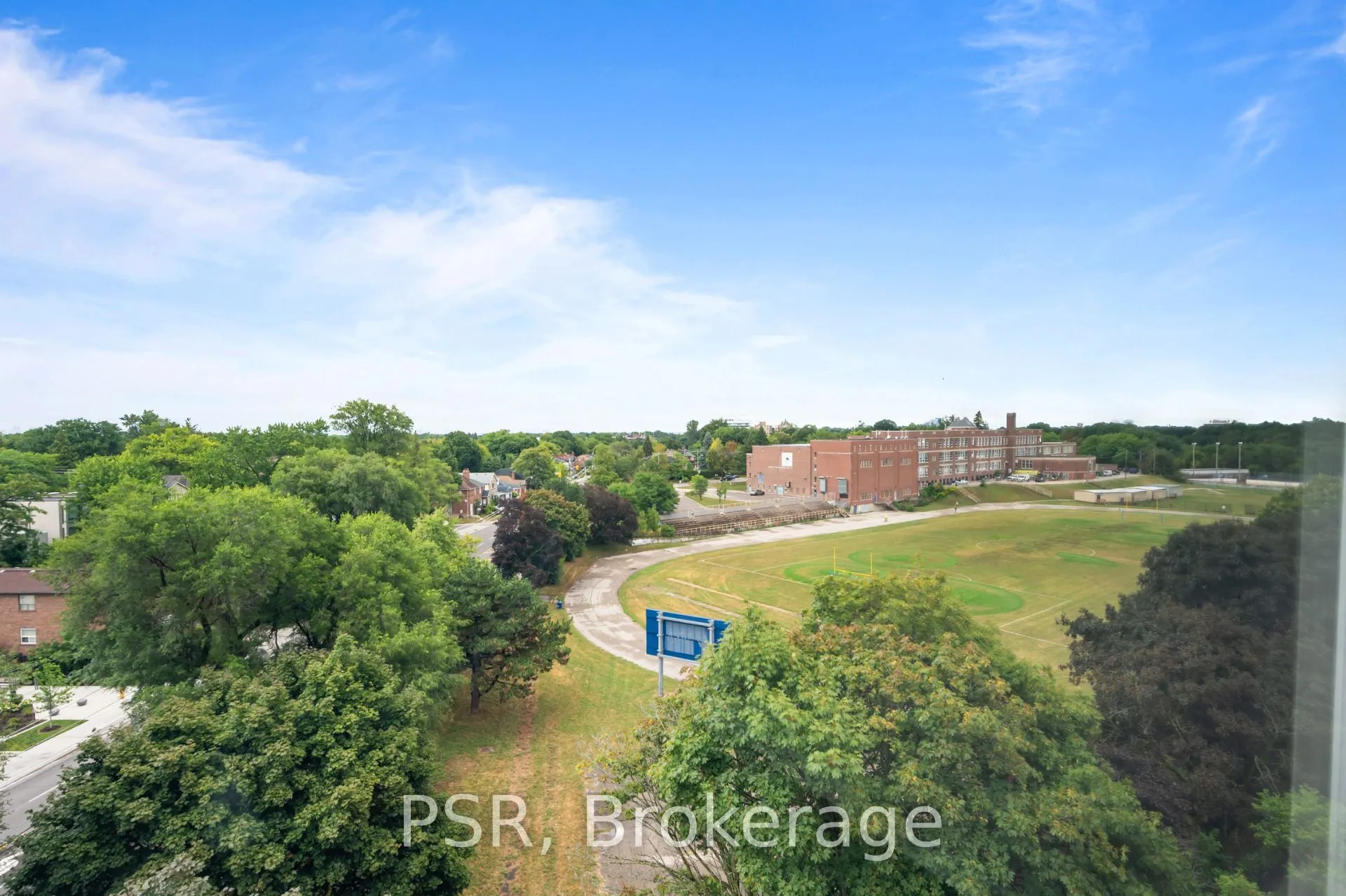 515 Rosewell Avenue, #711