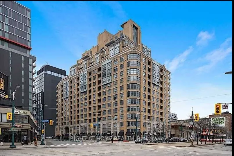 438 Richmond Street W, #908