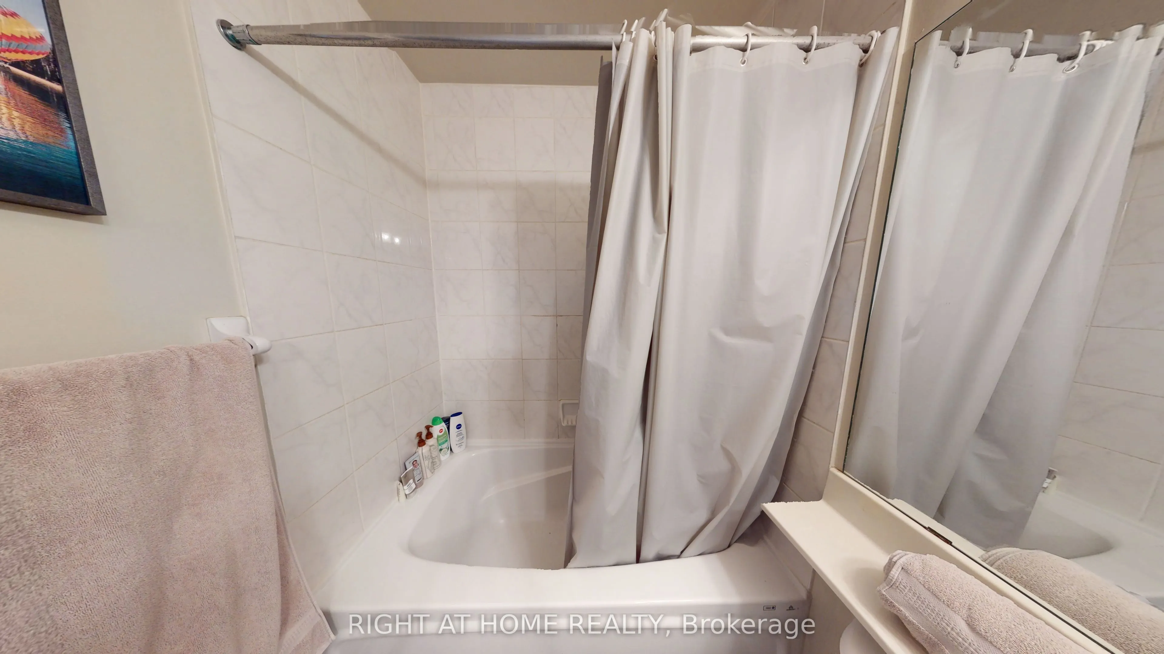 438 Richmond Street W, #908