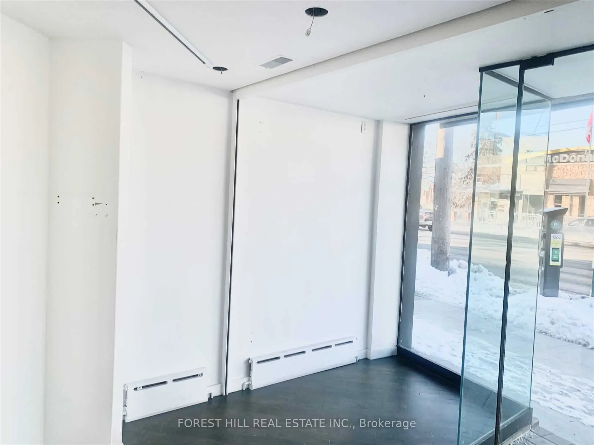 1897 Avenue Road, #Retail-St