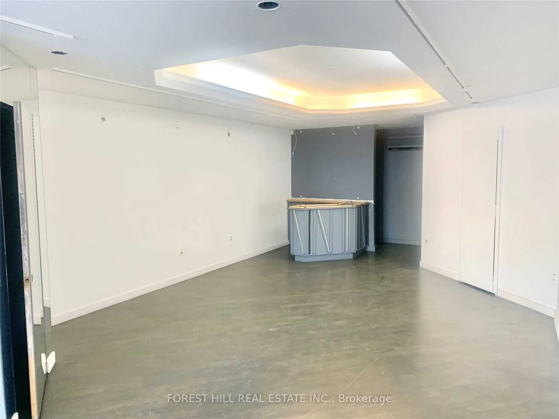 1897 Avenue Road, #Retail-St