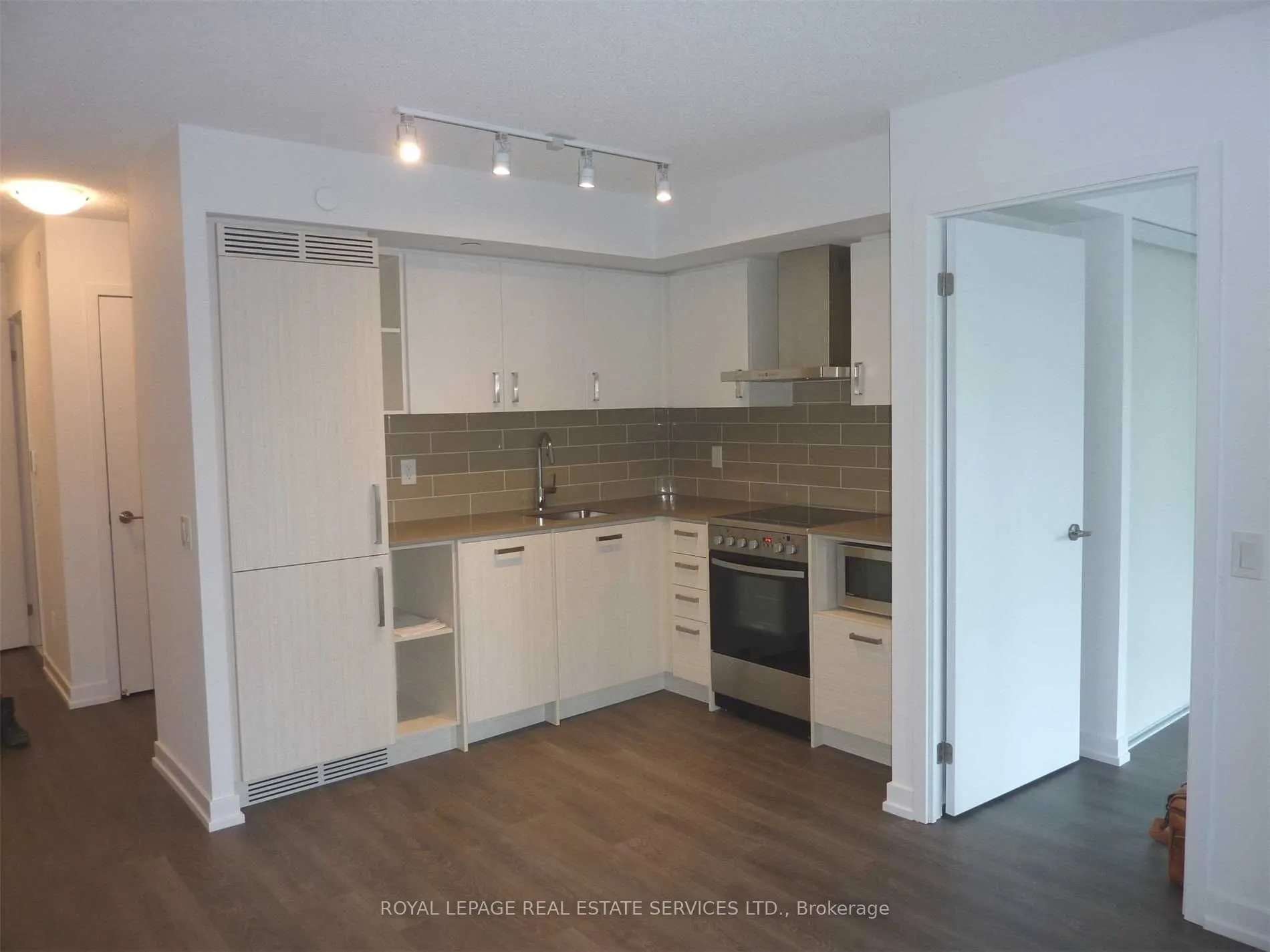 125 Redpath Avenue, #501
