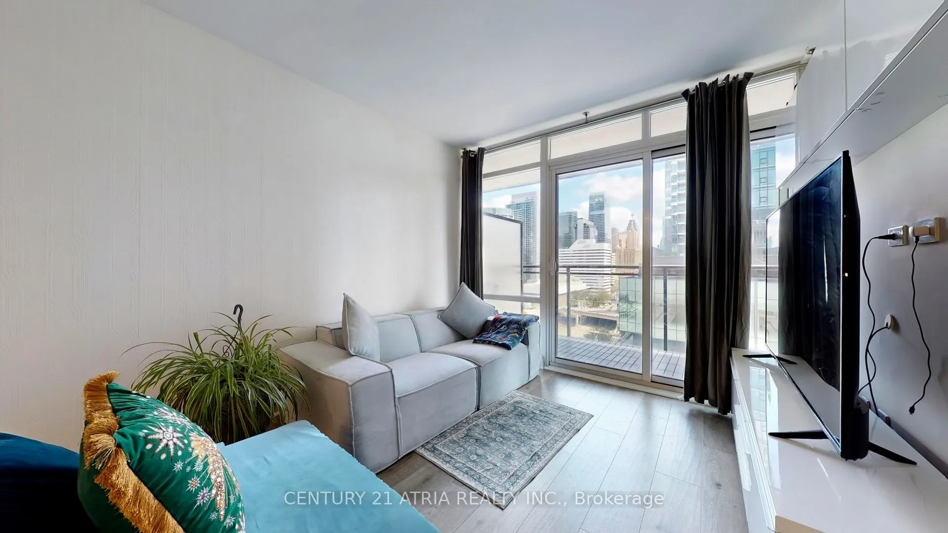 4K Spadina Avenue, #1708