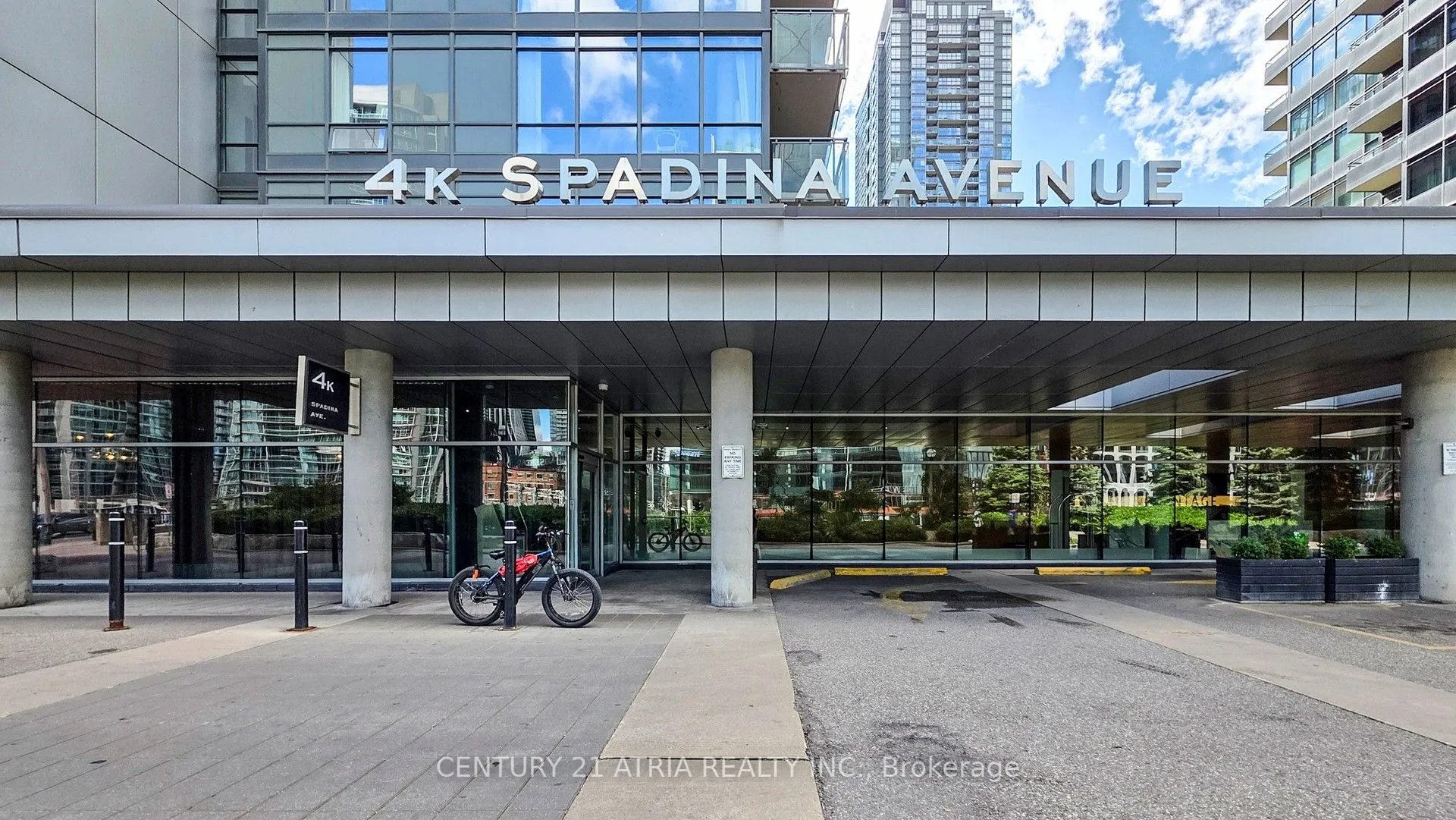 4K Spadina Avenue, #1708