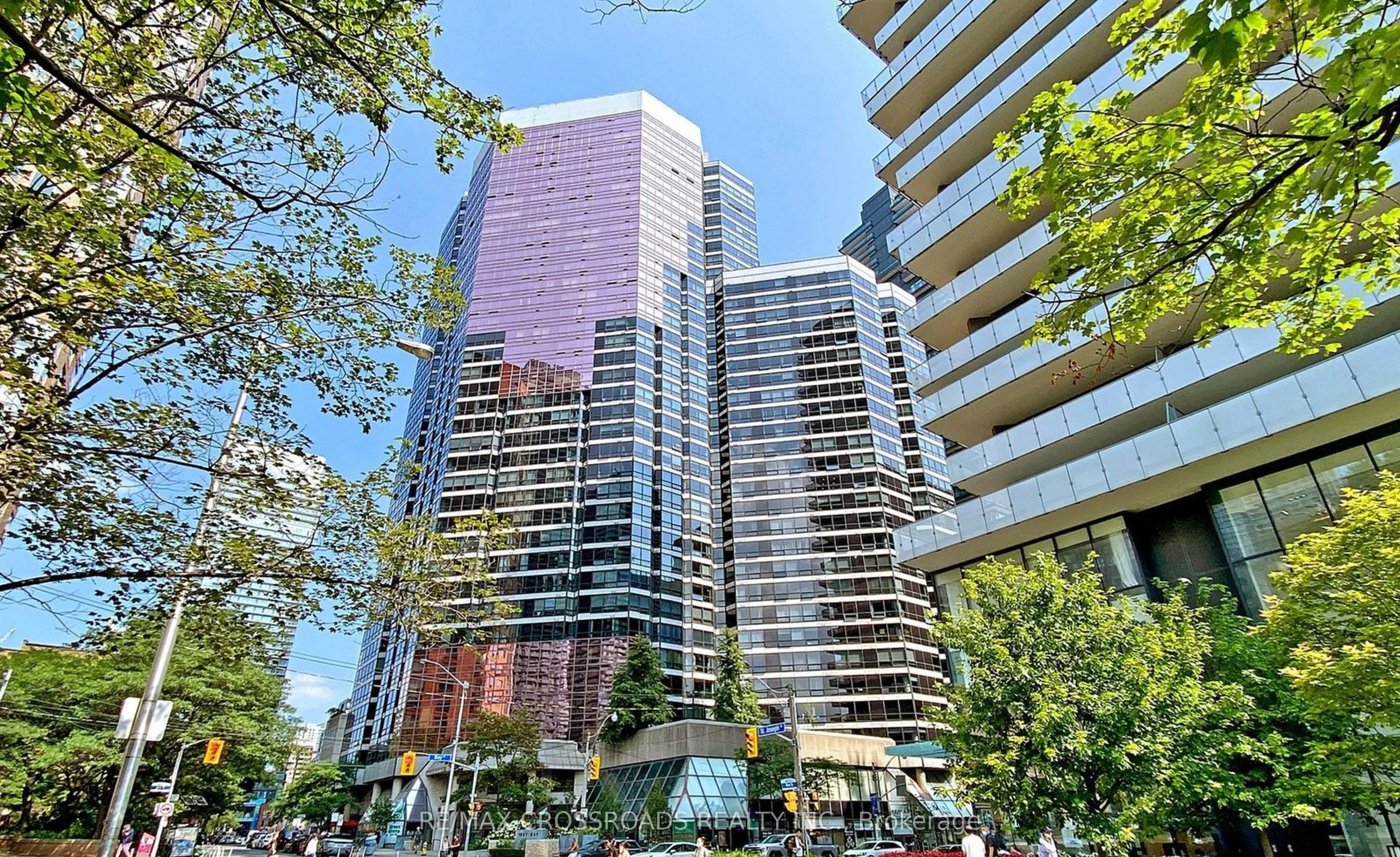 1001 Bay Street N, #Ph02